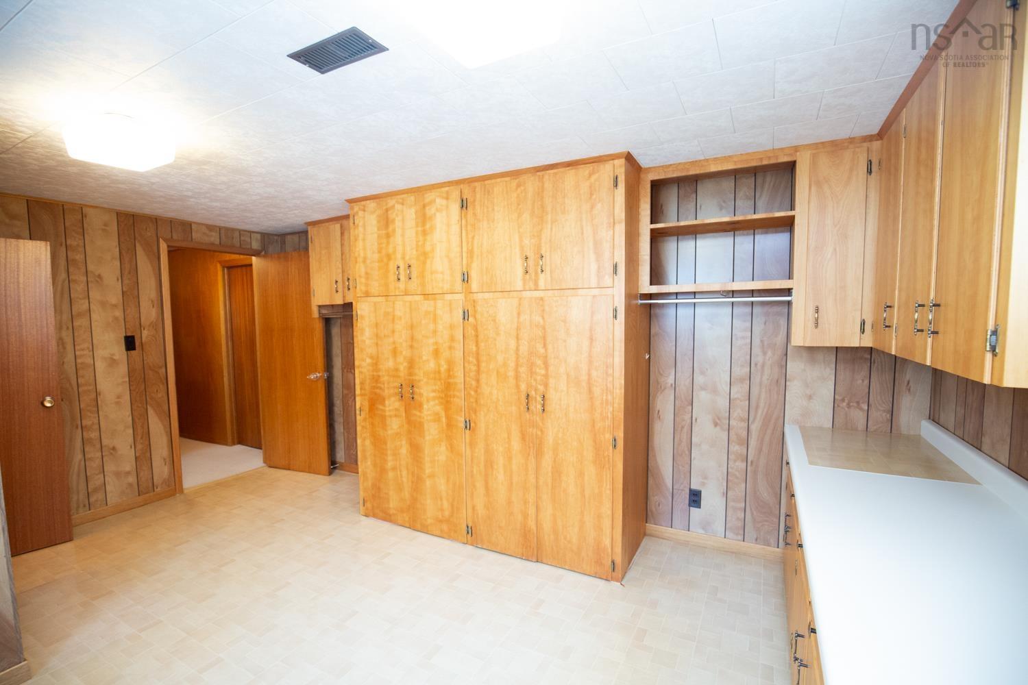 $335,000.00: 275 KING Street, Truro