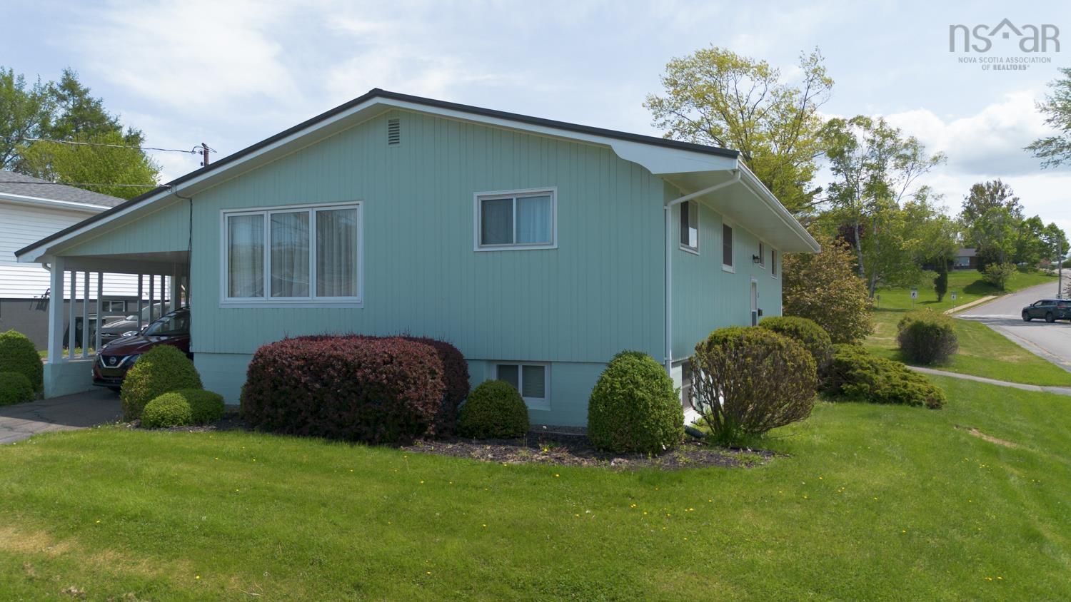 $335,000.00: 275 KING Street, Truro