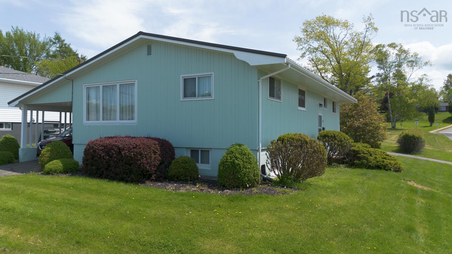 $335,000.00: 275 KING Street, Truro
