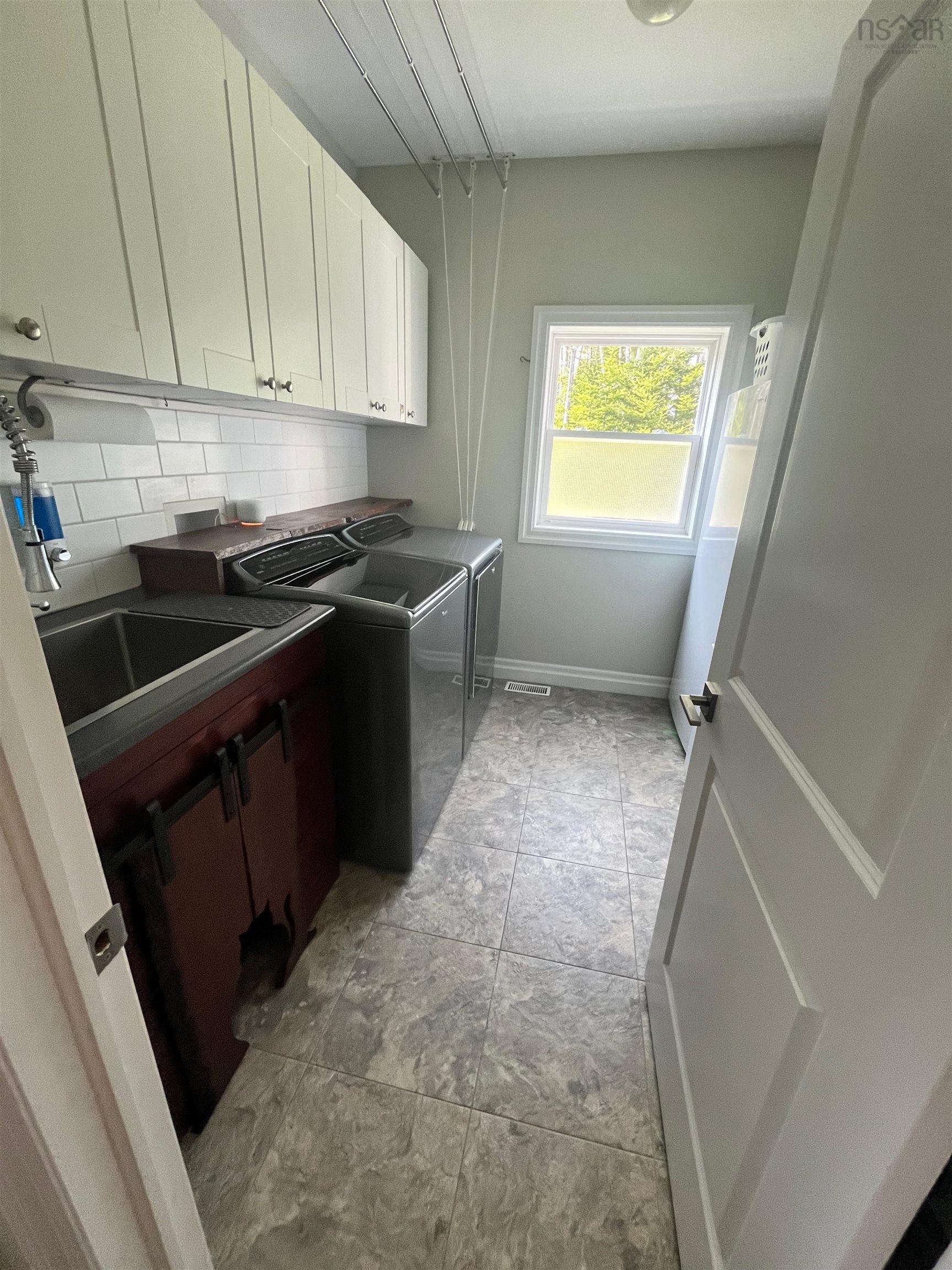 $1,249,900.00: 2248 North Riverside Road, Boylston