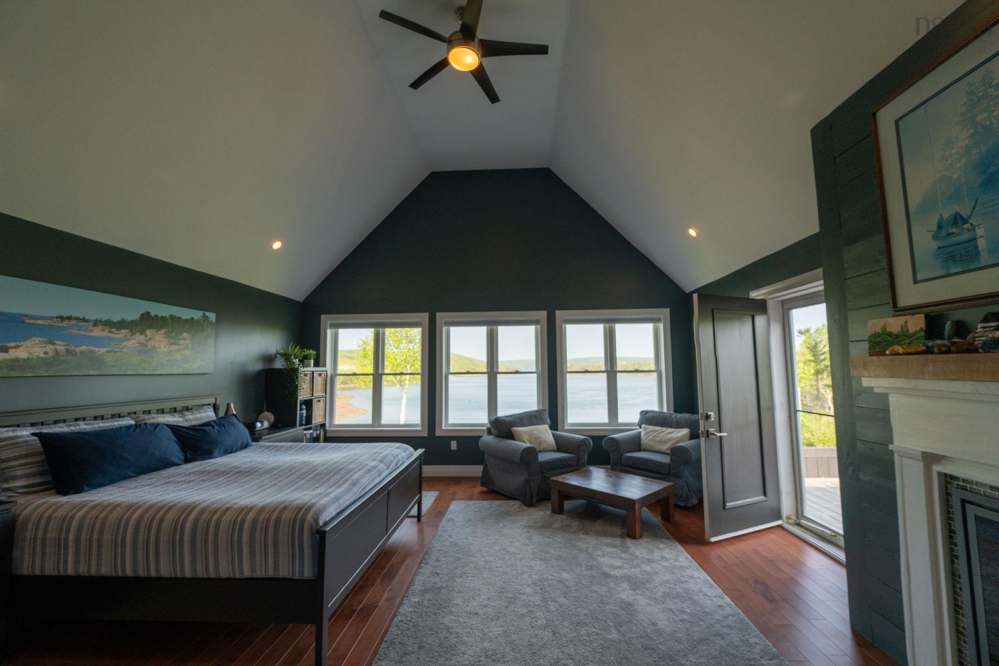$1,249,900.00: 2248 North Riverside Road, Boylston