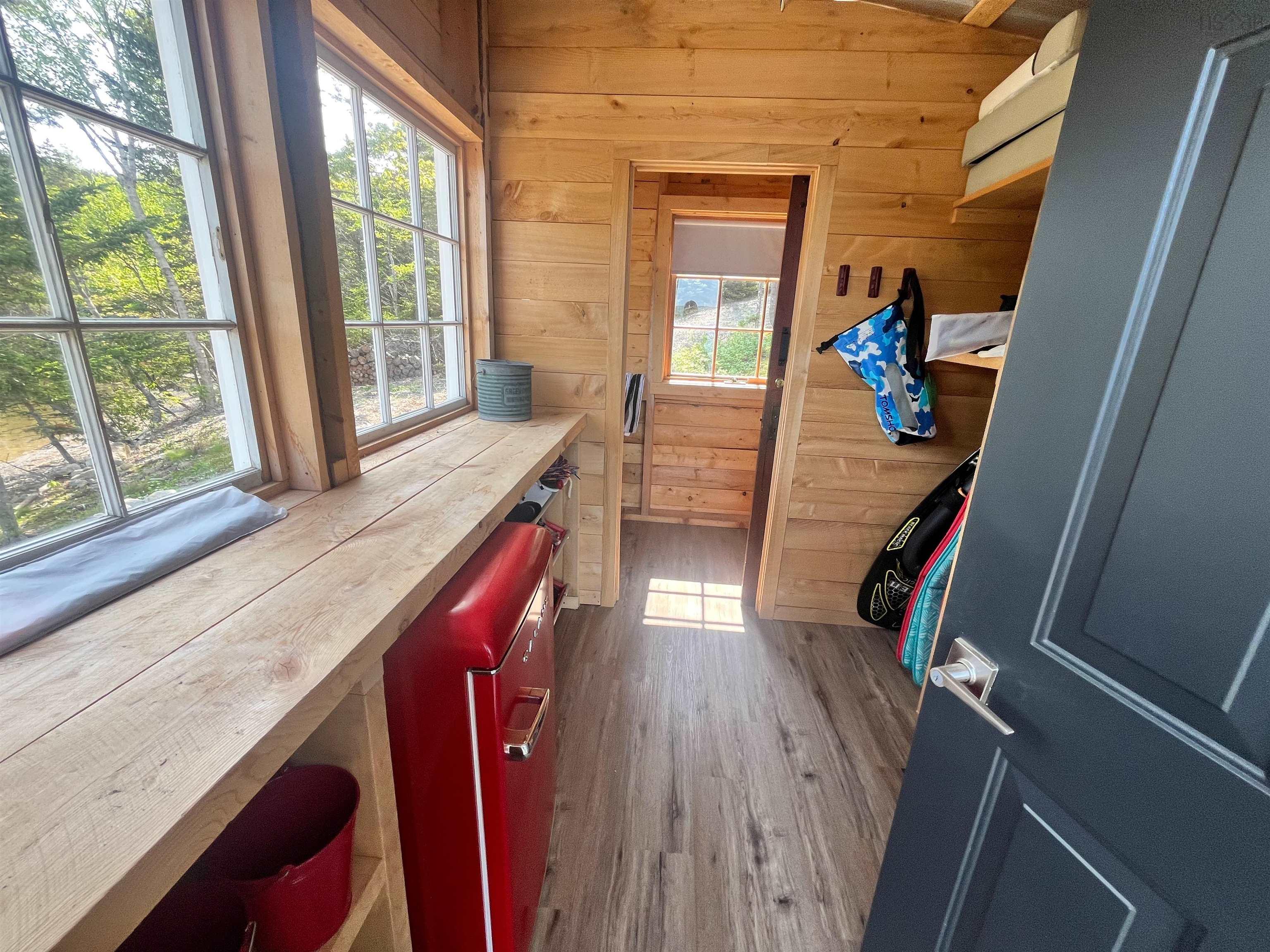 $1,249,900.00: 2248 North Riverside Road, Boylston