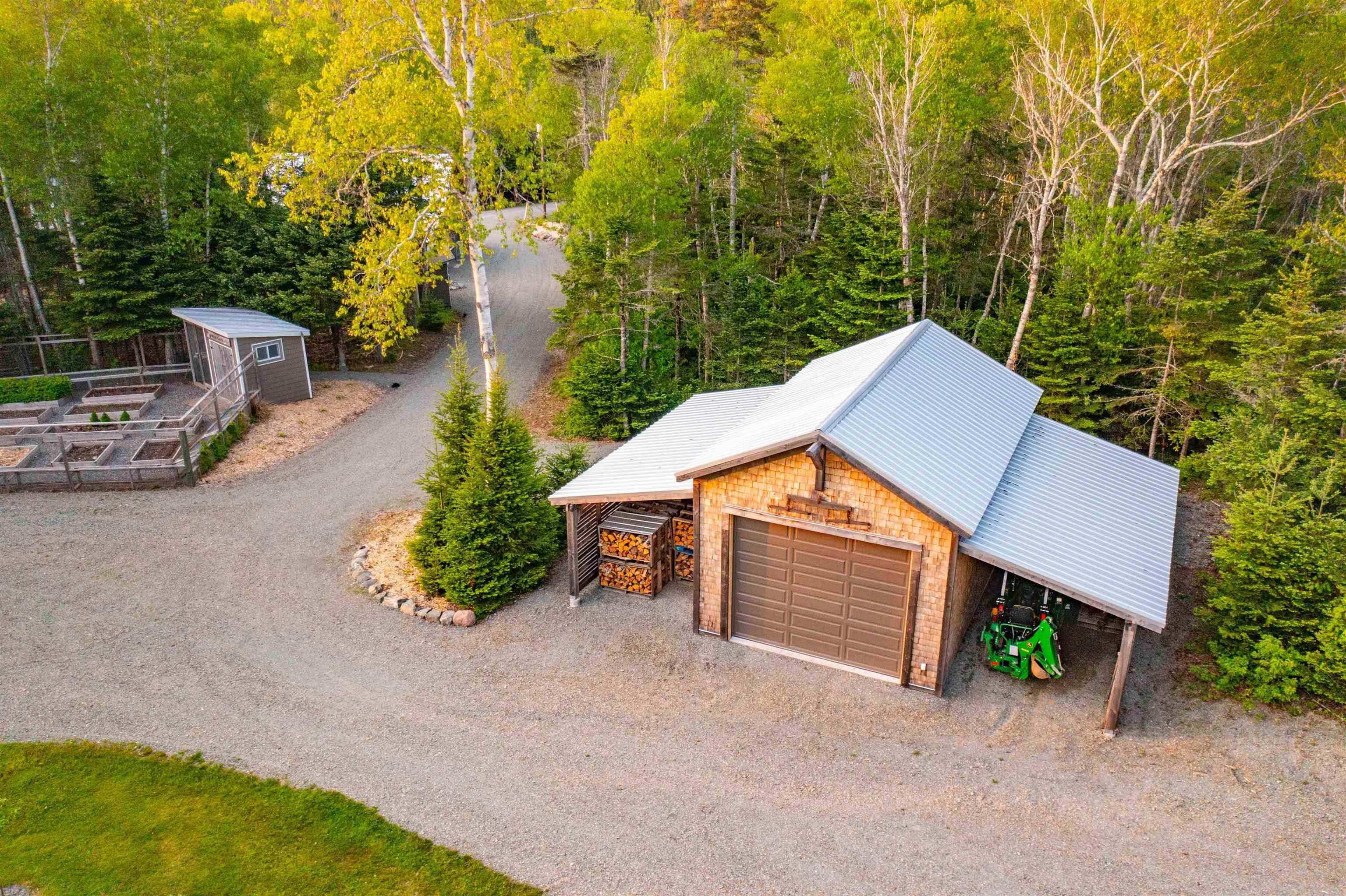 $1,249,900.00: 2248 North Riverside Road, Boylston