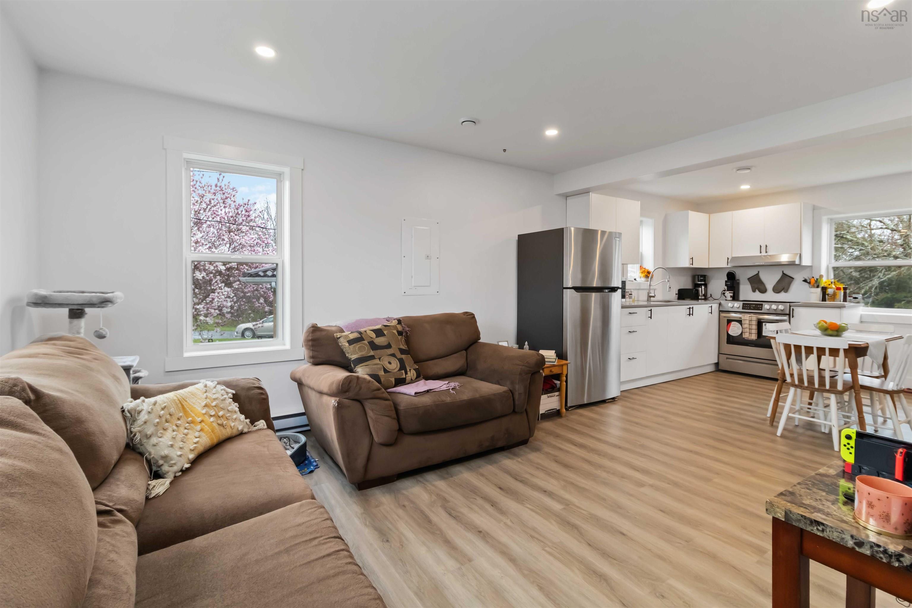 $674,900.00: 80/82 First Street, Middle Sackville