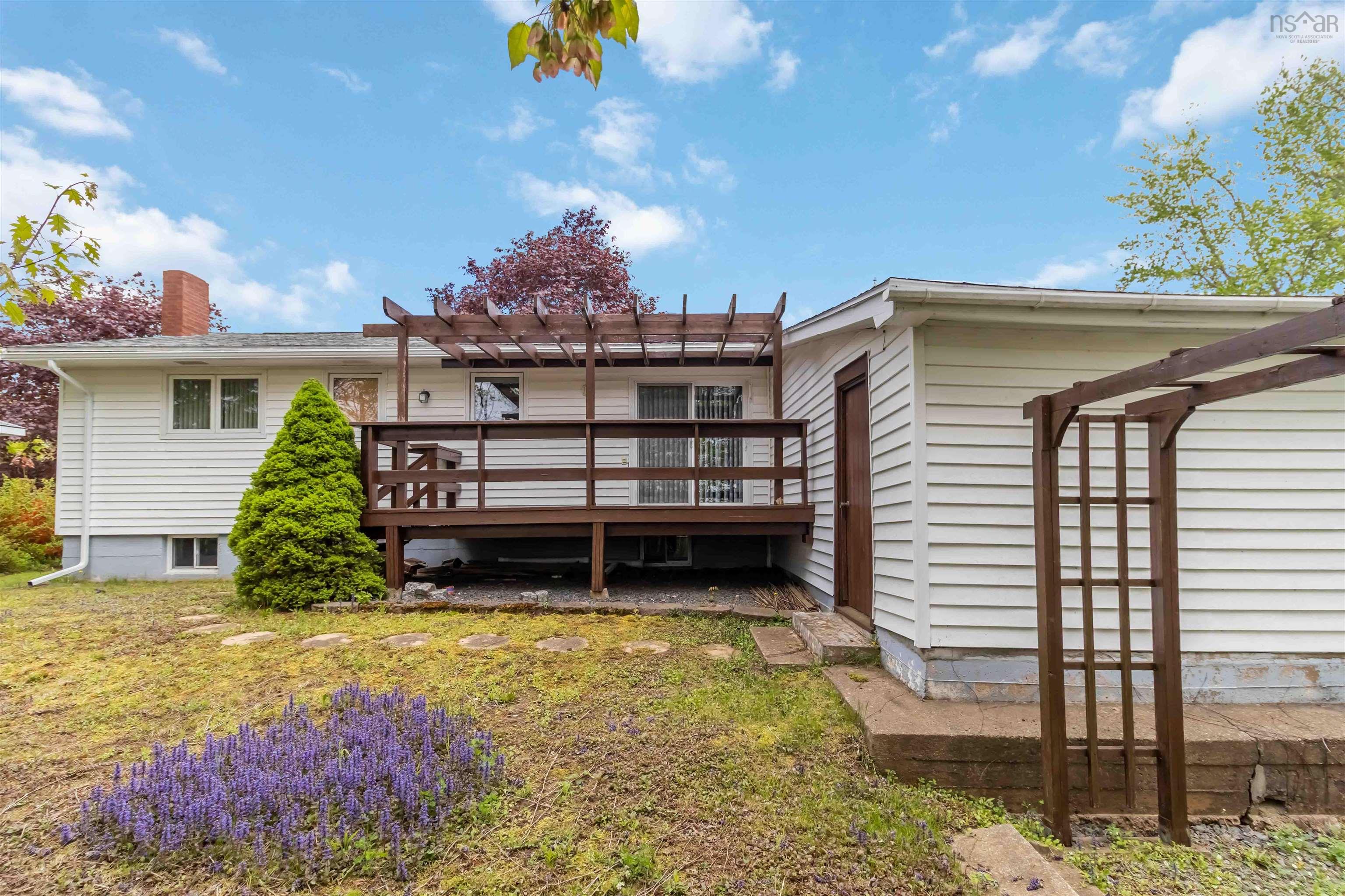 $359,900.00: 22 Marie Avenue, Bridgewater