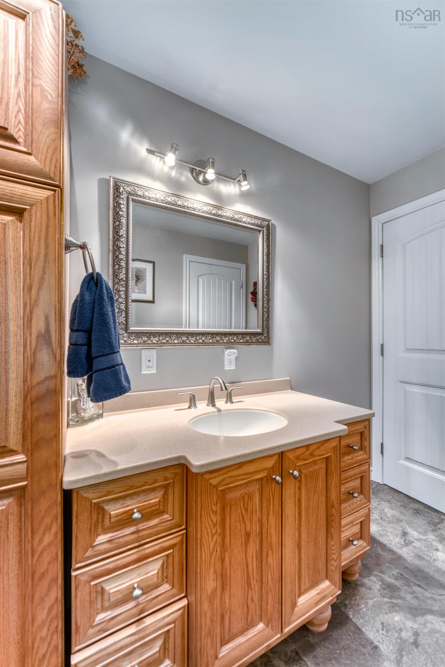 $759,900.00: 223 Red Tail Drive, Newburne