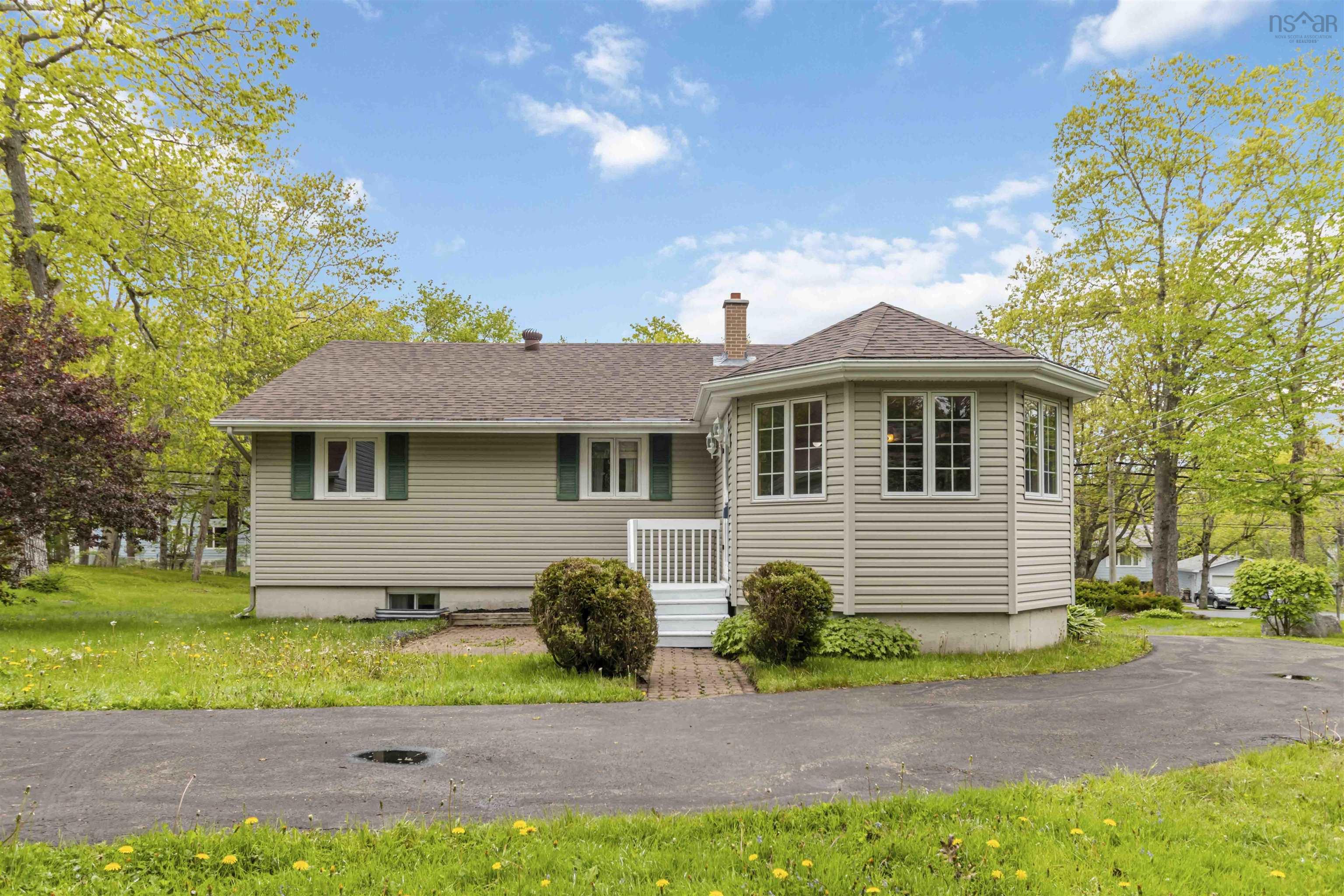 $495,000.00: 64 Fraser Road, Timberlea