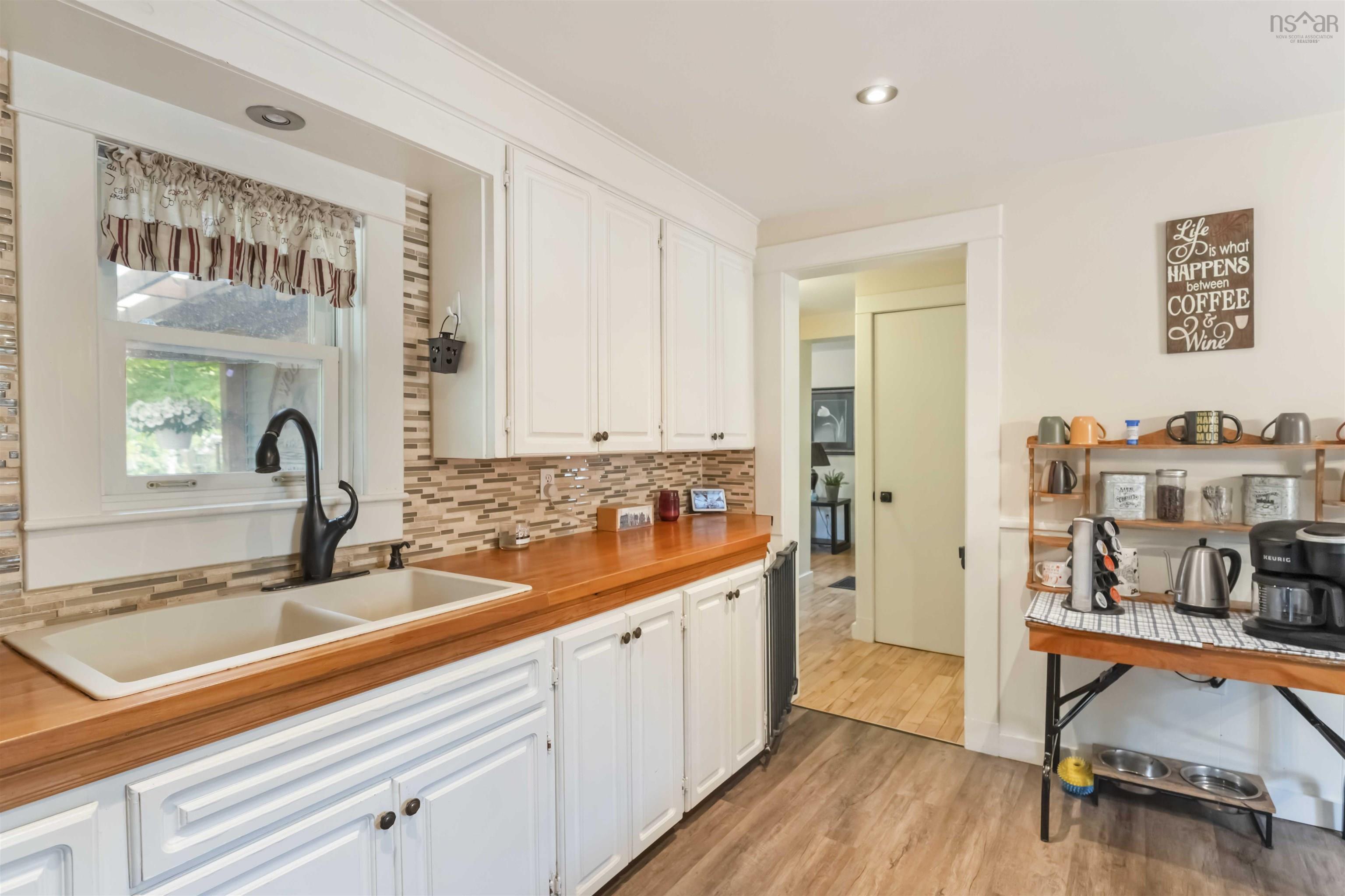 $439,900.00: 2203 Highway 1, Auburn