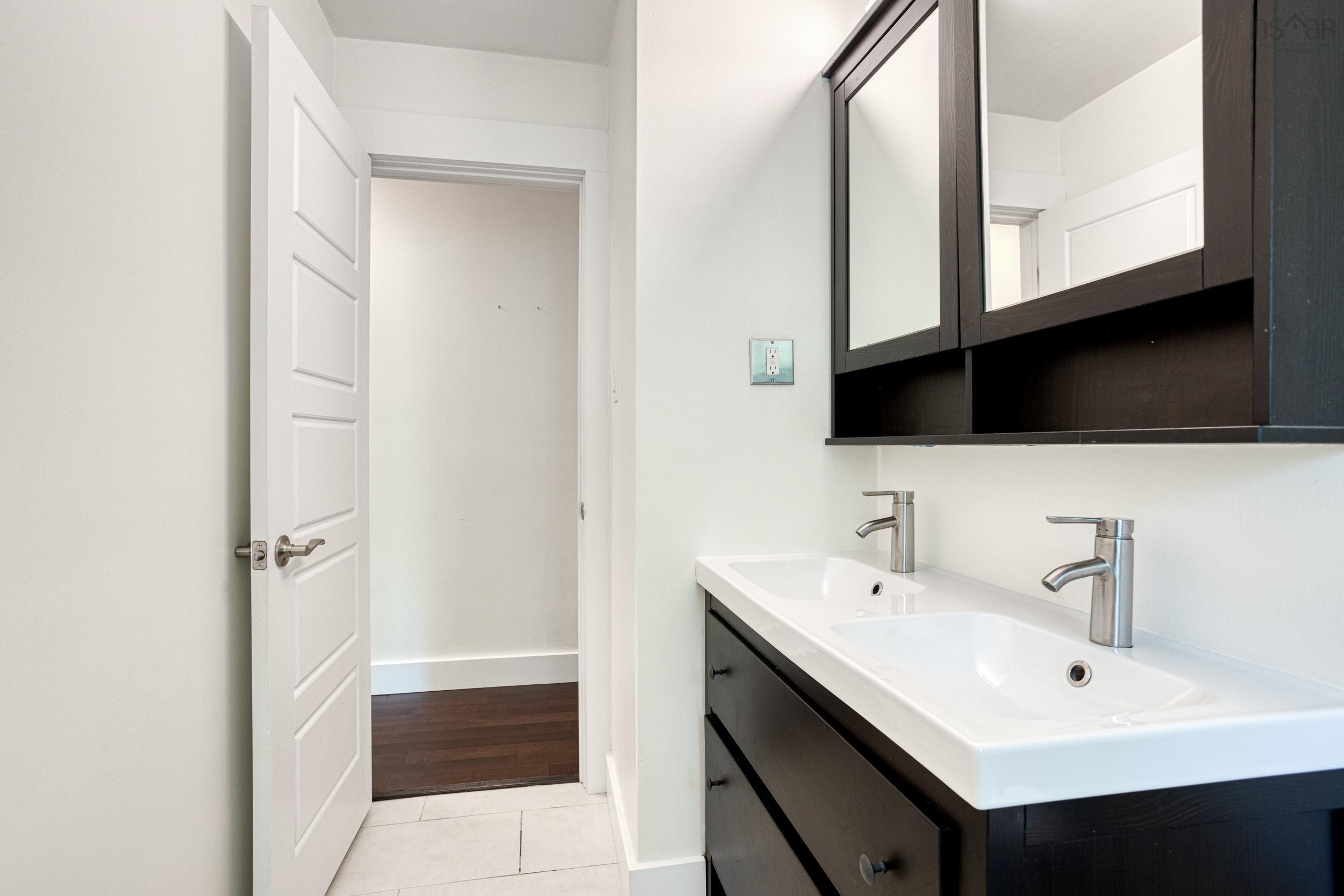 $534,900.00: 65 Union Street, Bedford