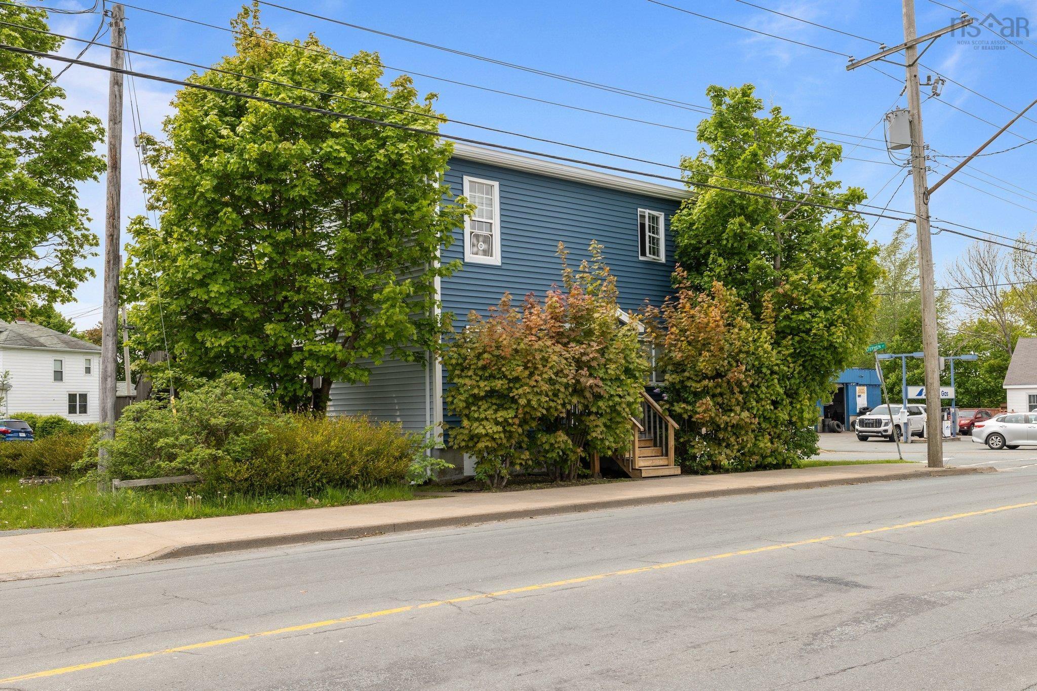 $675,000.00: 204 Pleasant Street, Dartmouth