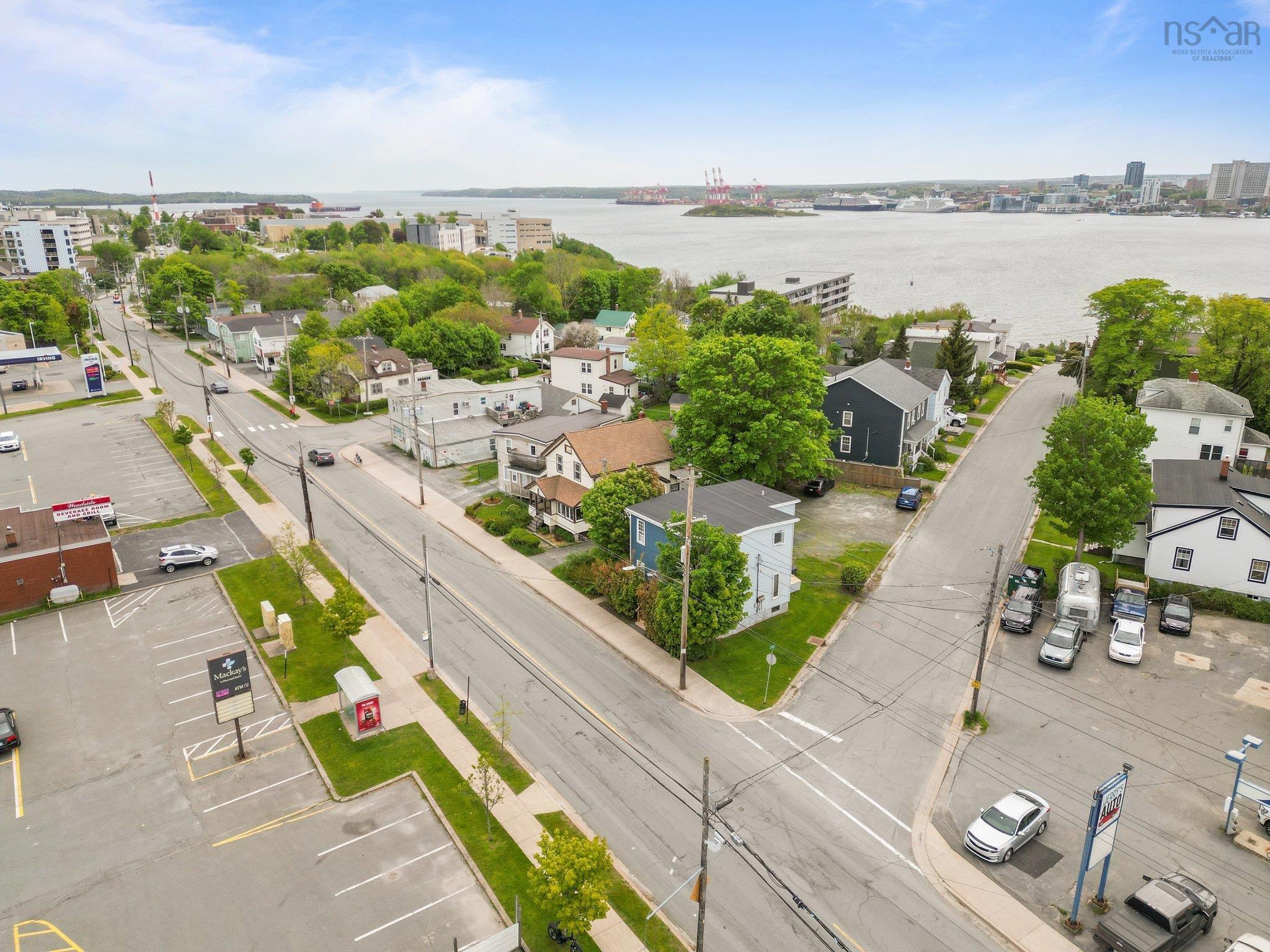 $675,000.00: 204 Pleasant Street, Dartmouth