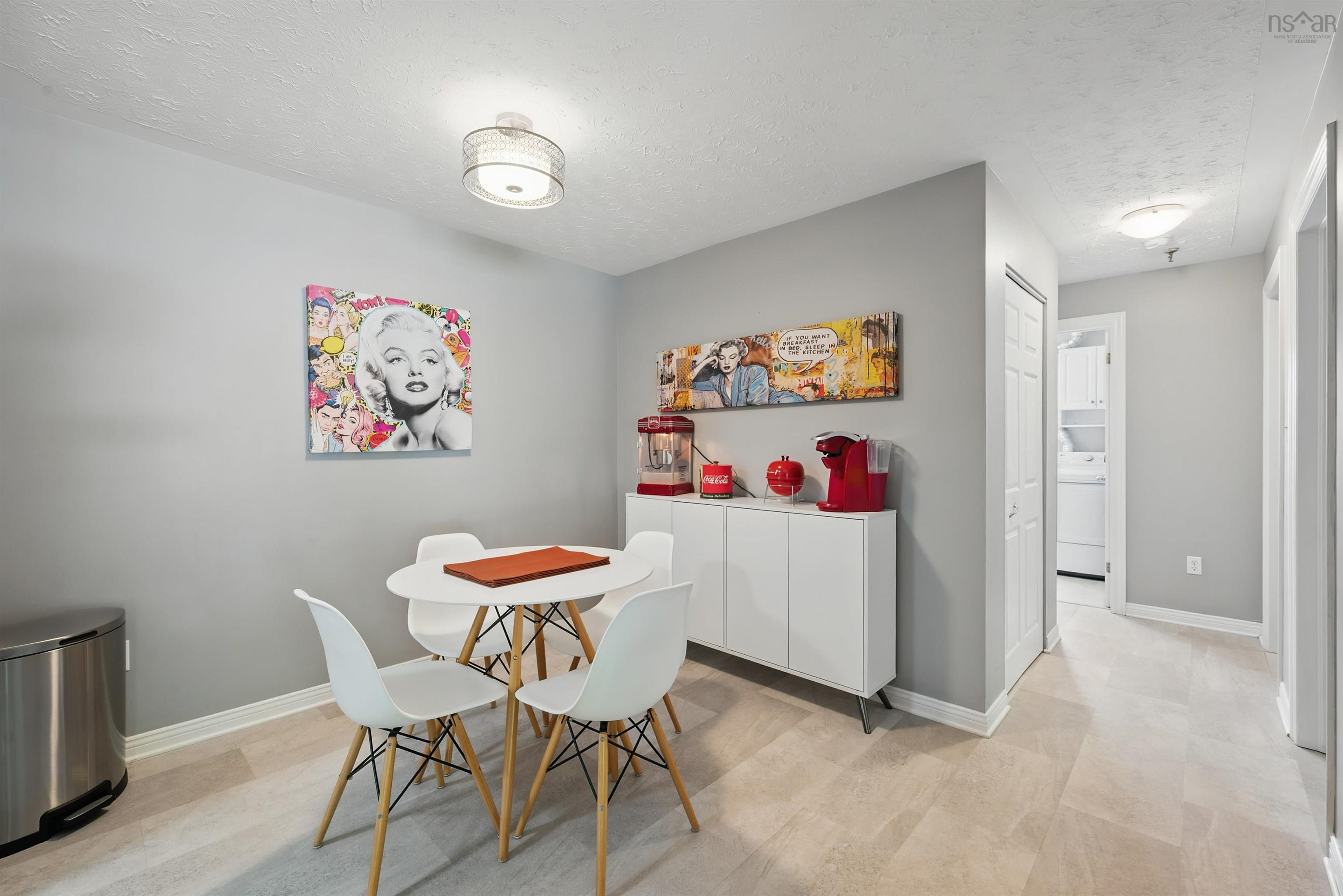 $349,900.00: 7 70 Collins Grove, Dartmouth