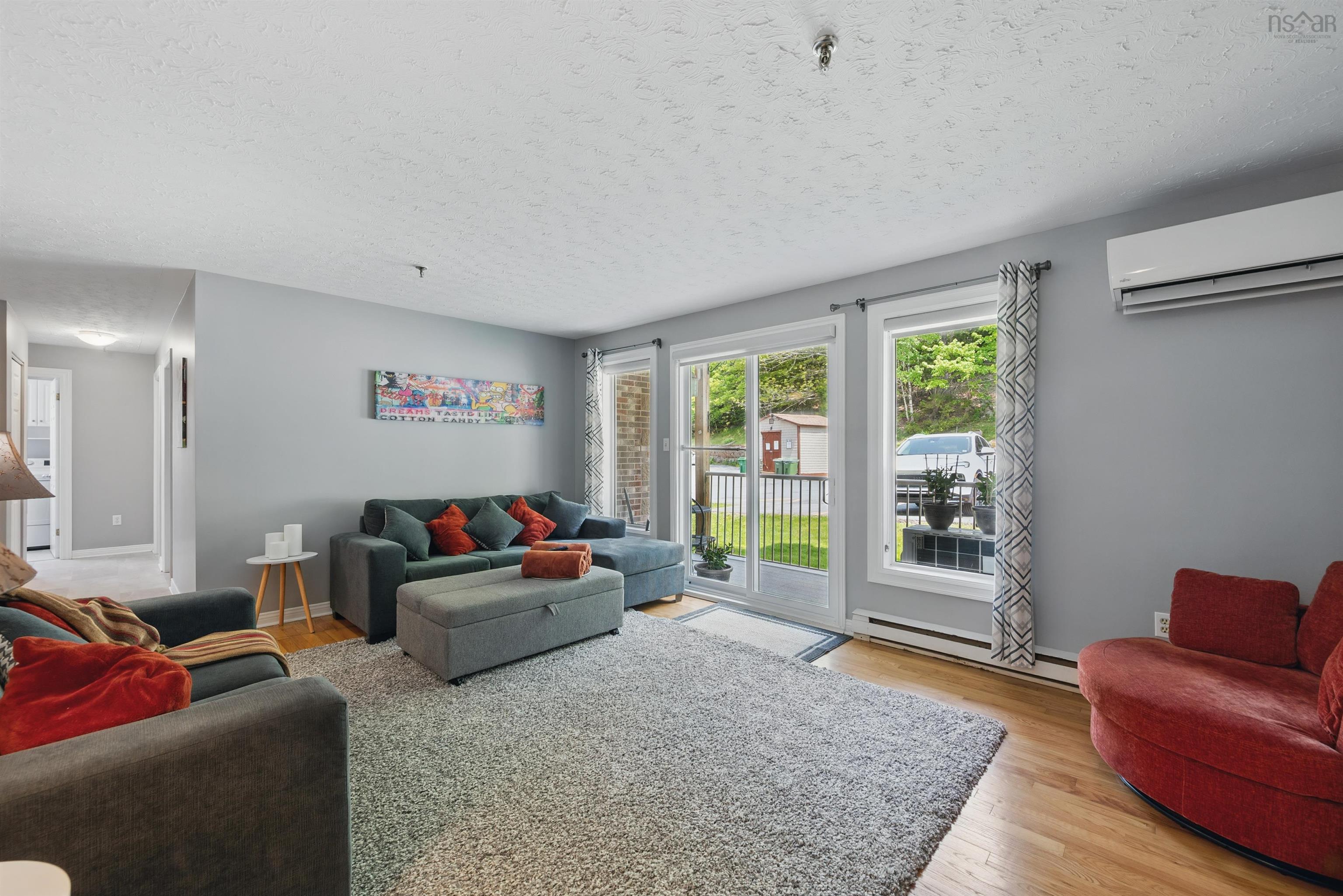 $349,900.00: 7 70 Collins Grove, Dartmouth
