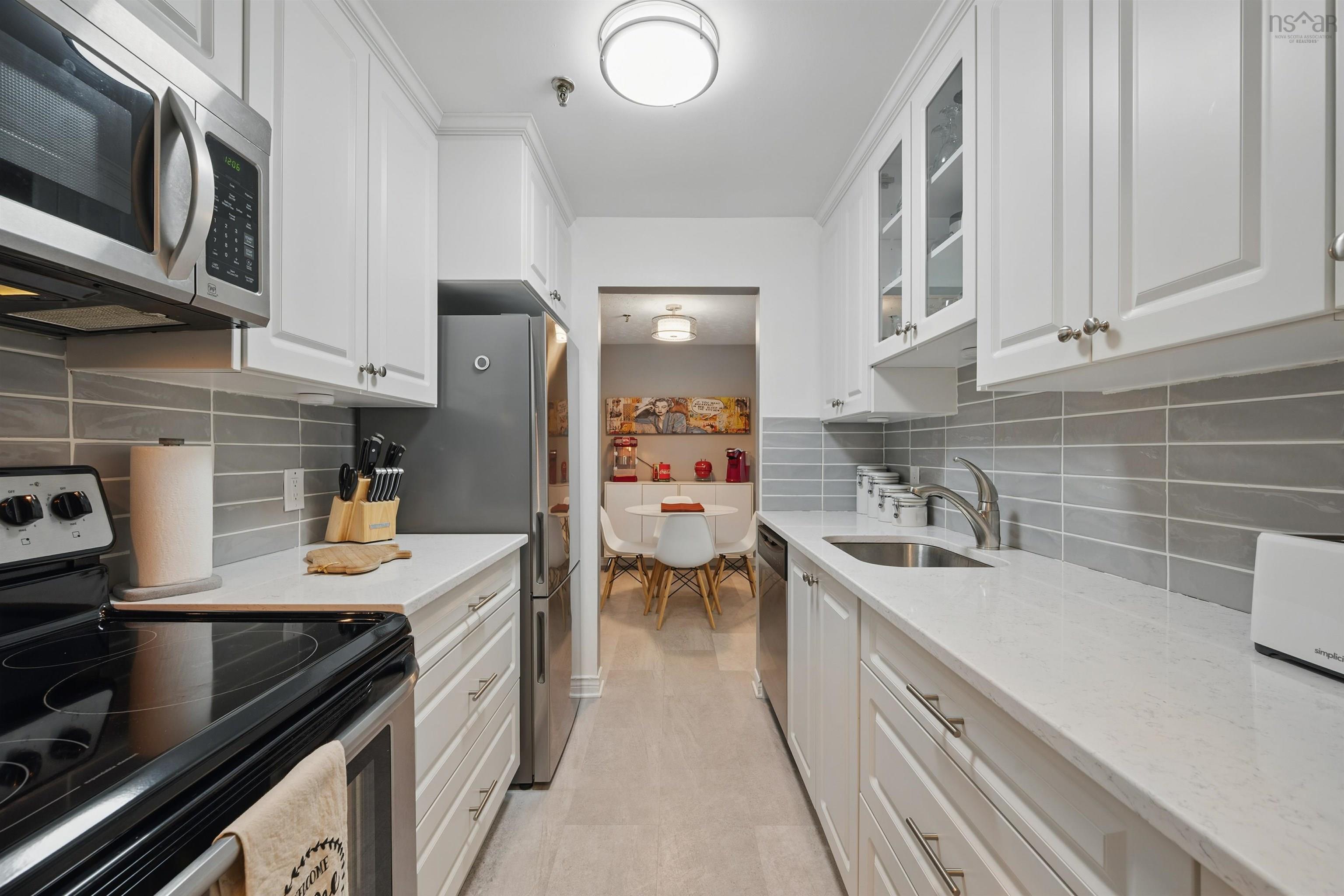 $349,900.00: 7 70 Collins Grove, Dartmouth