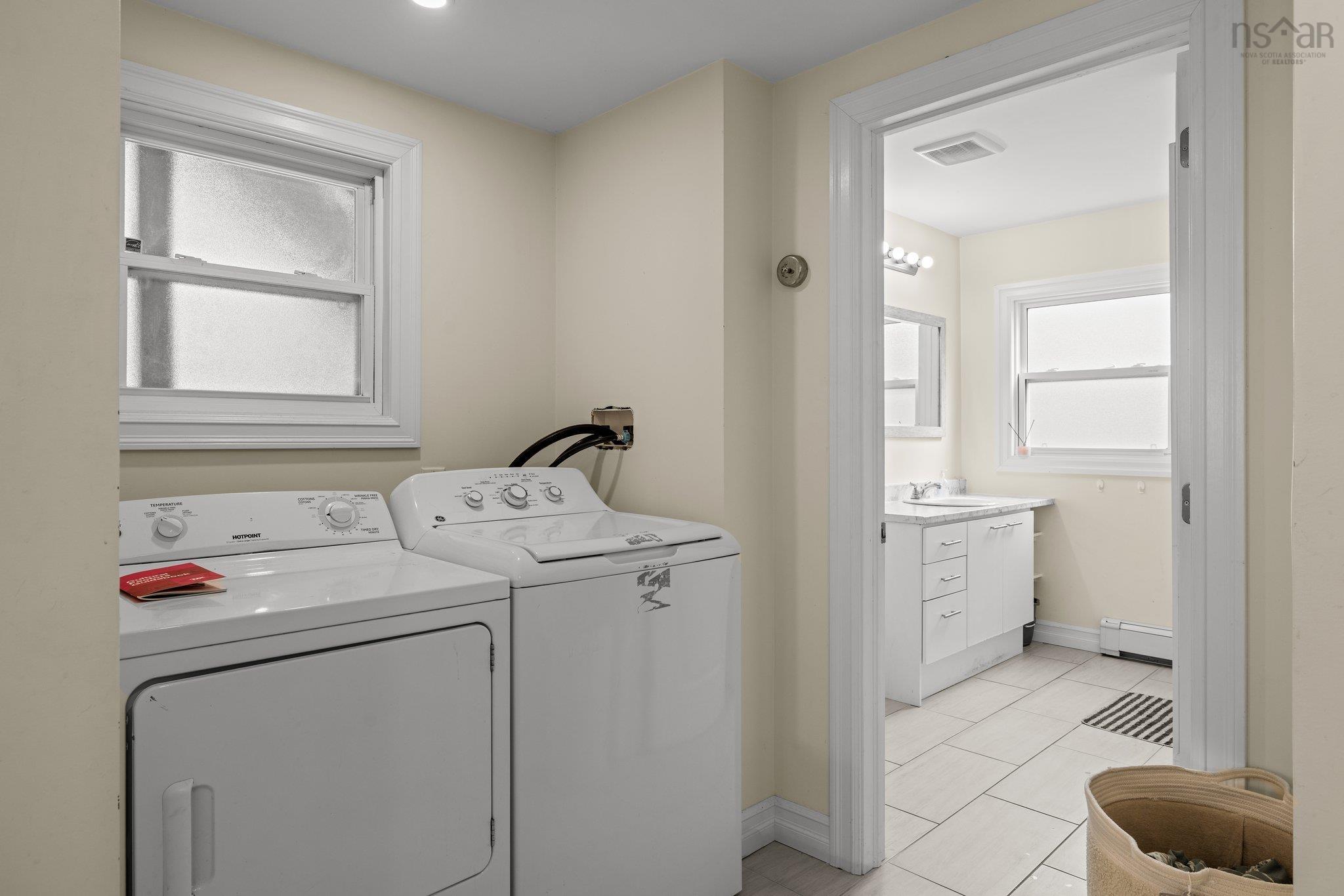 $569,900.00: 29A & 29B Chappell Street, Dartmouth