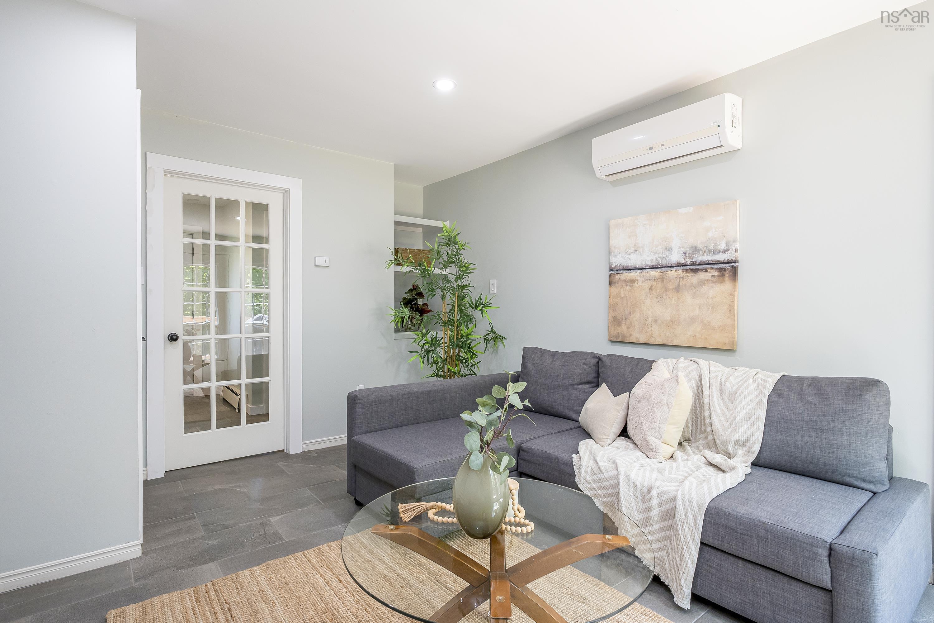 $639,000.00: 44 Sunrise Hill, Bedford