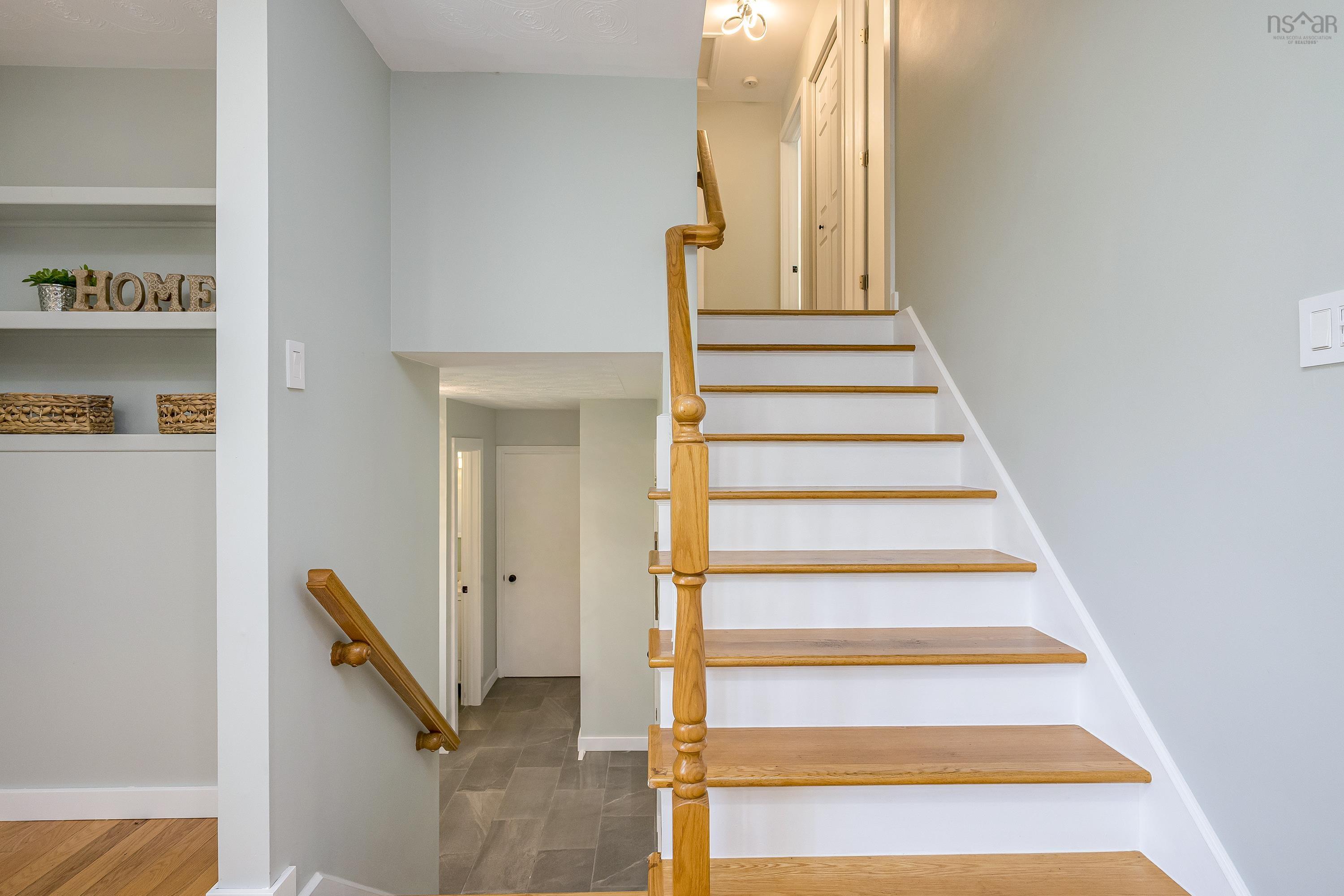 $639,000.00: 44 Sunrise Hill, Bedford