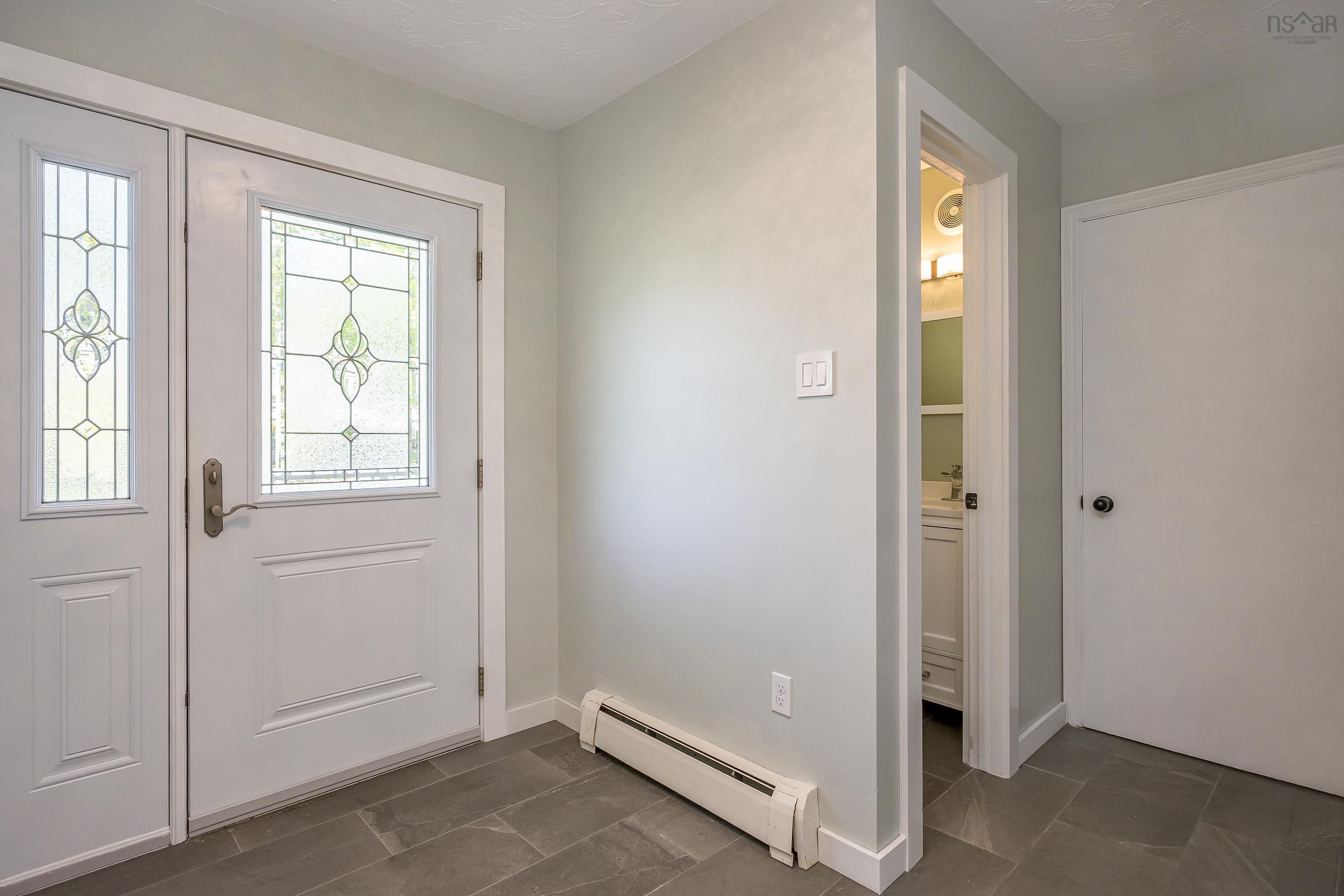 $639,000.00: 44 Sunrise Hill, Bedford