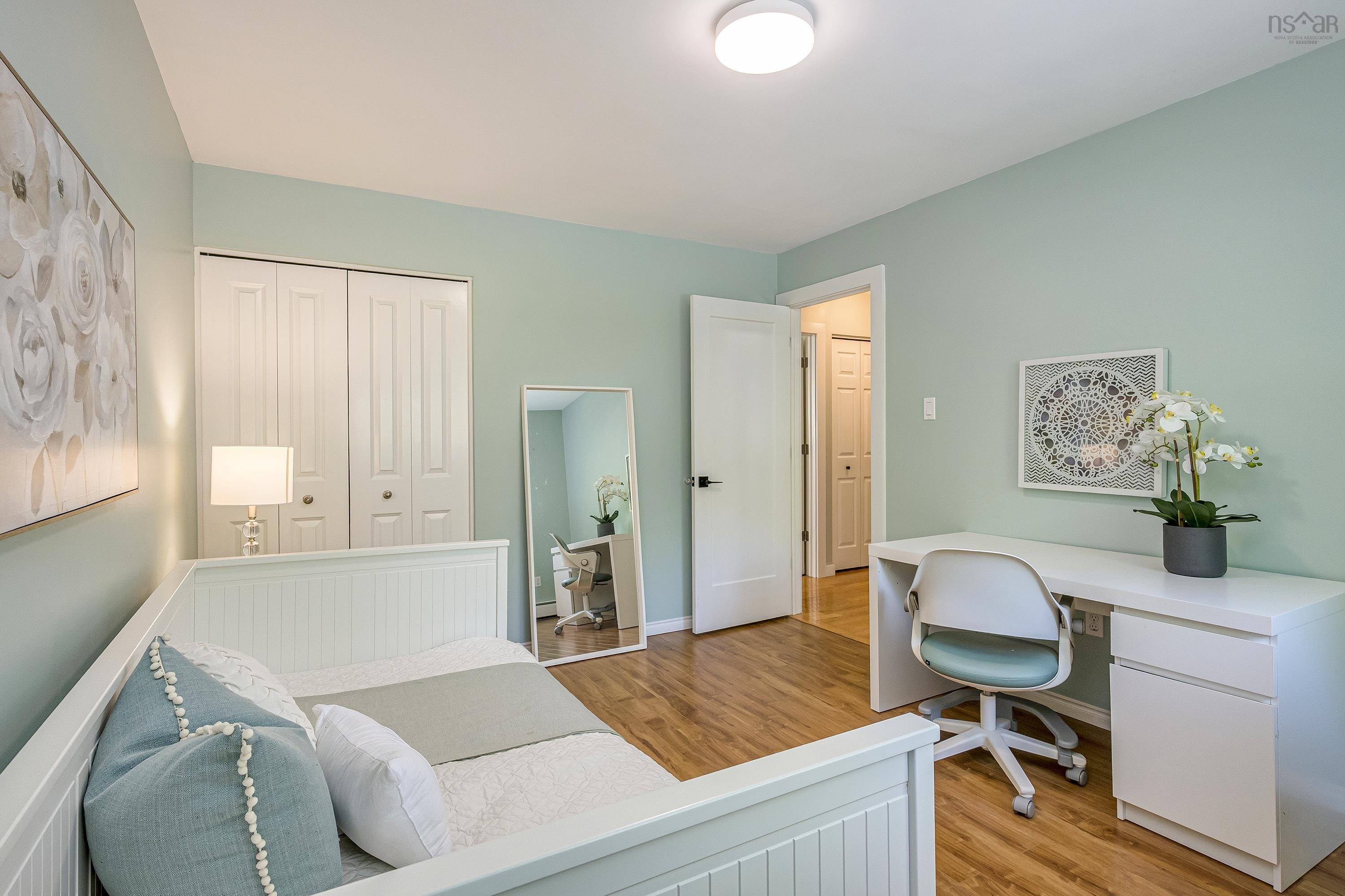 $639,000.00: 44 Sunrise Hill, Bedford