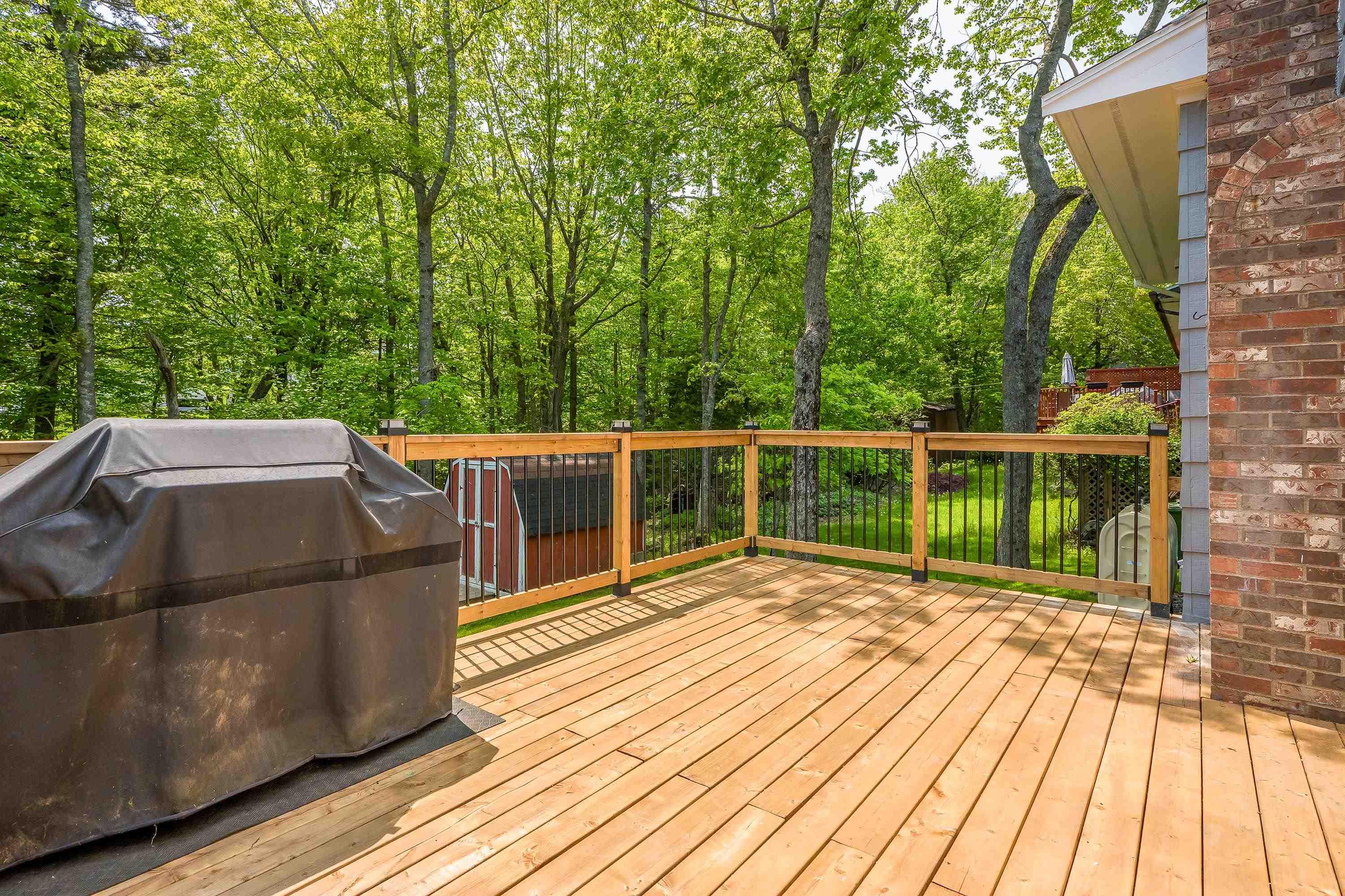 $639,000.00: 44 Sunrise Hill, Bedford
