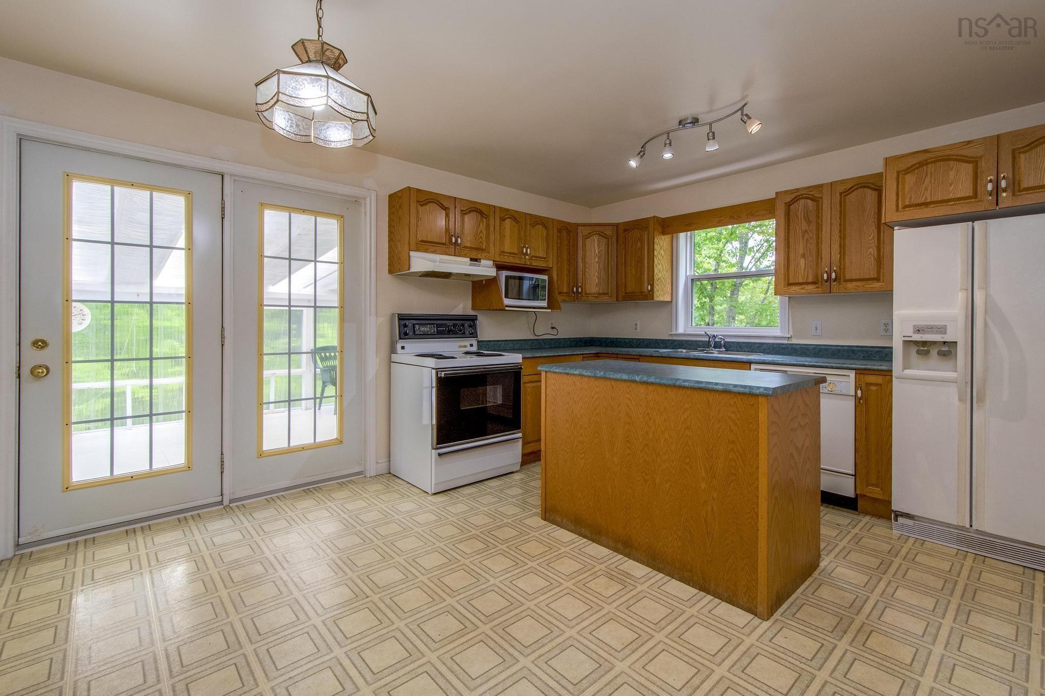 $399,900.00: 50 Echo Forest Drive, Lake Echo