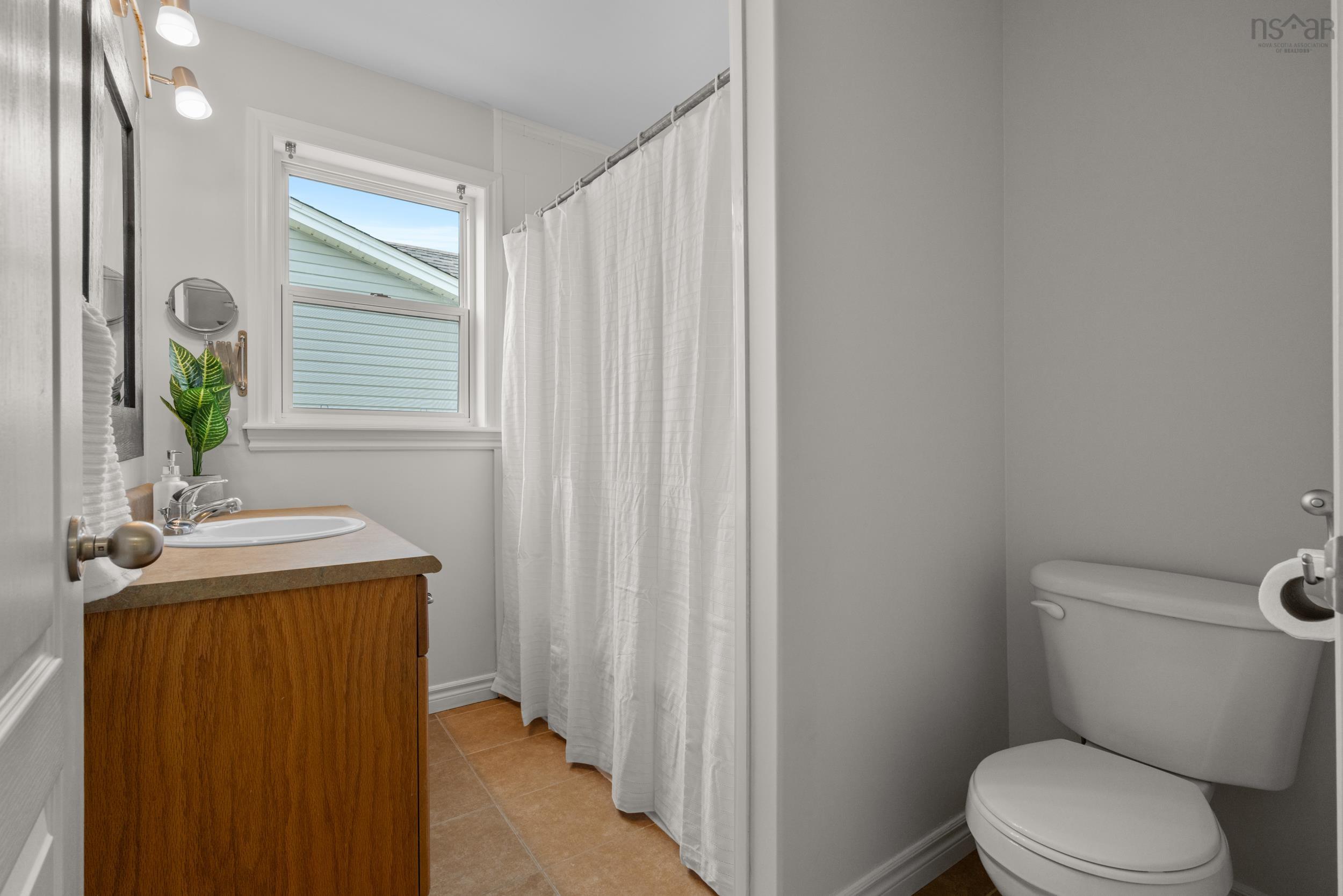 $449,900.00: 8 Yoon Court, Timberlea