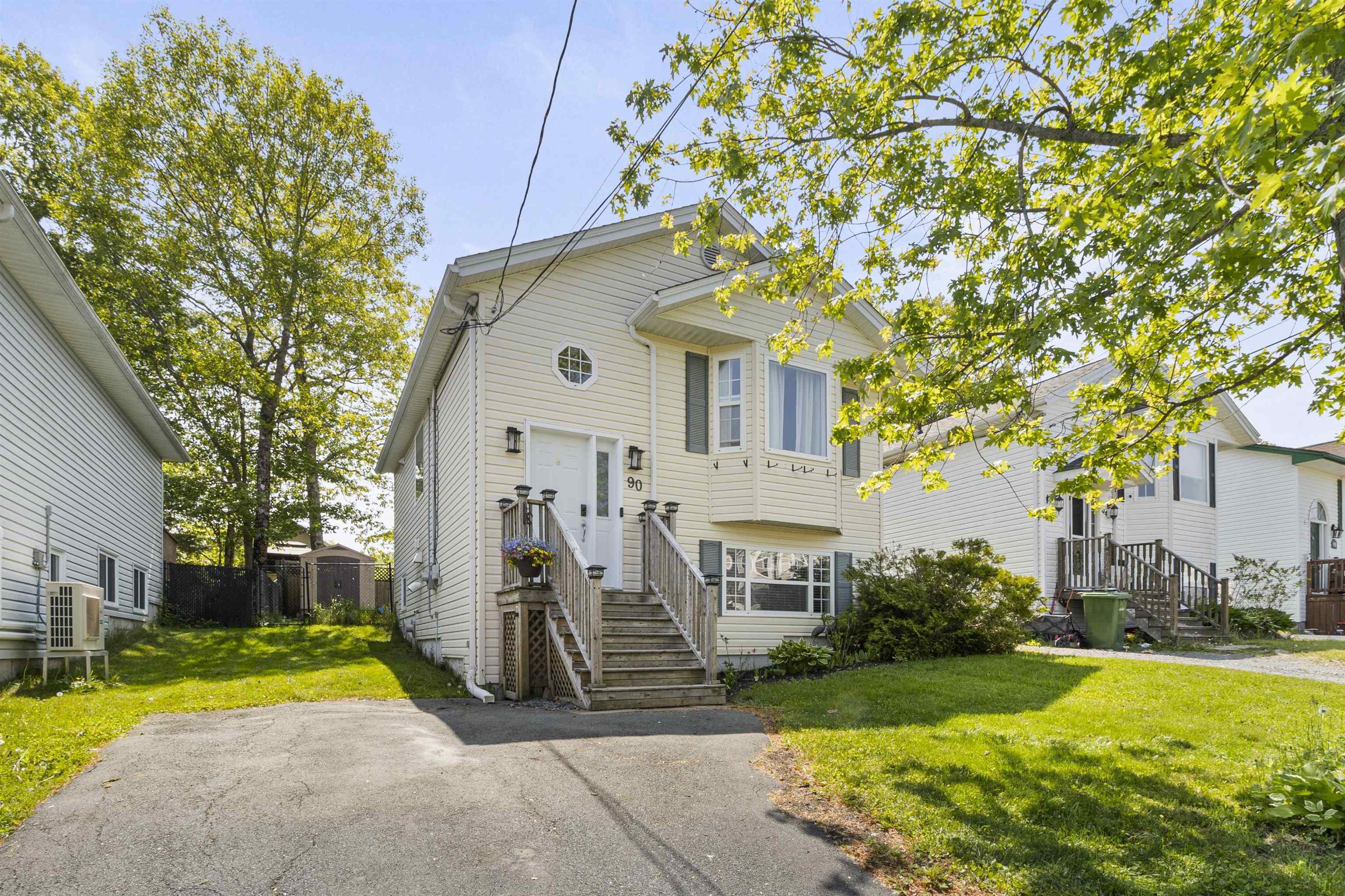 $475,000.00: 90 Dixon Court, Timberlea