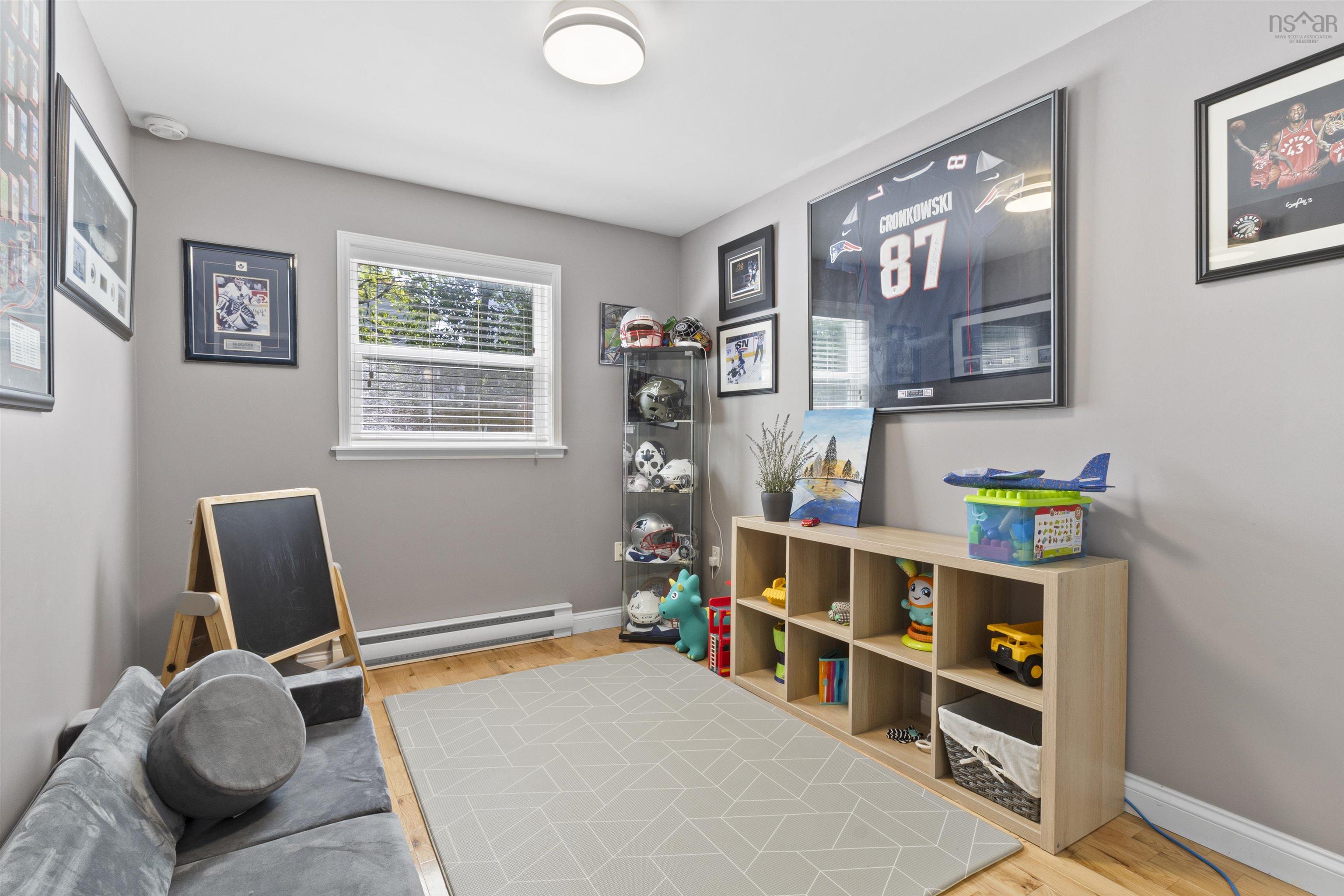 $475,000.00: 90 Dixon Court, Timberlea