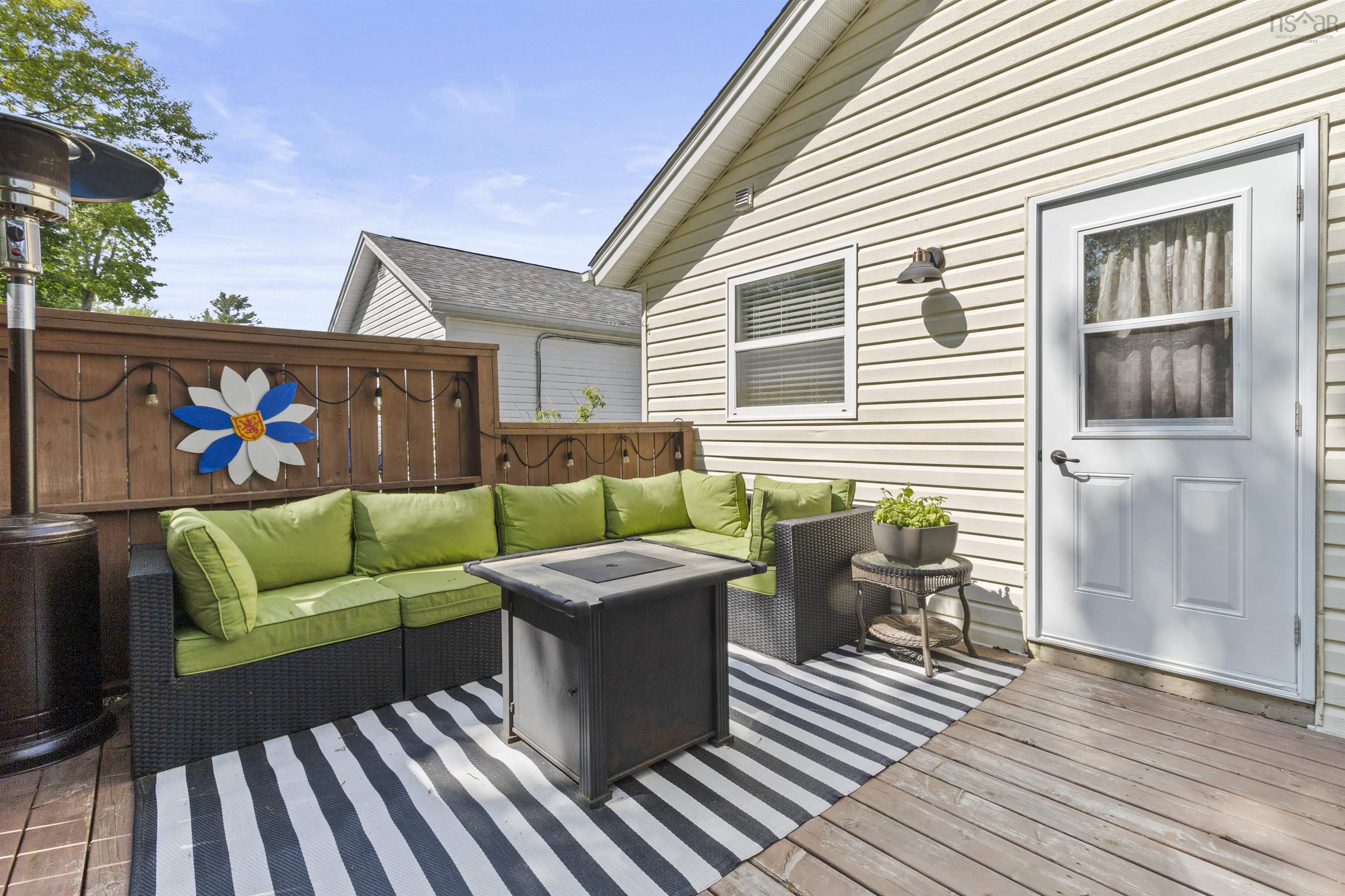$475,000.00: 90 Dixon Court, Timberlea