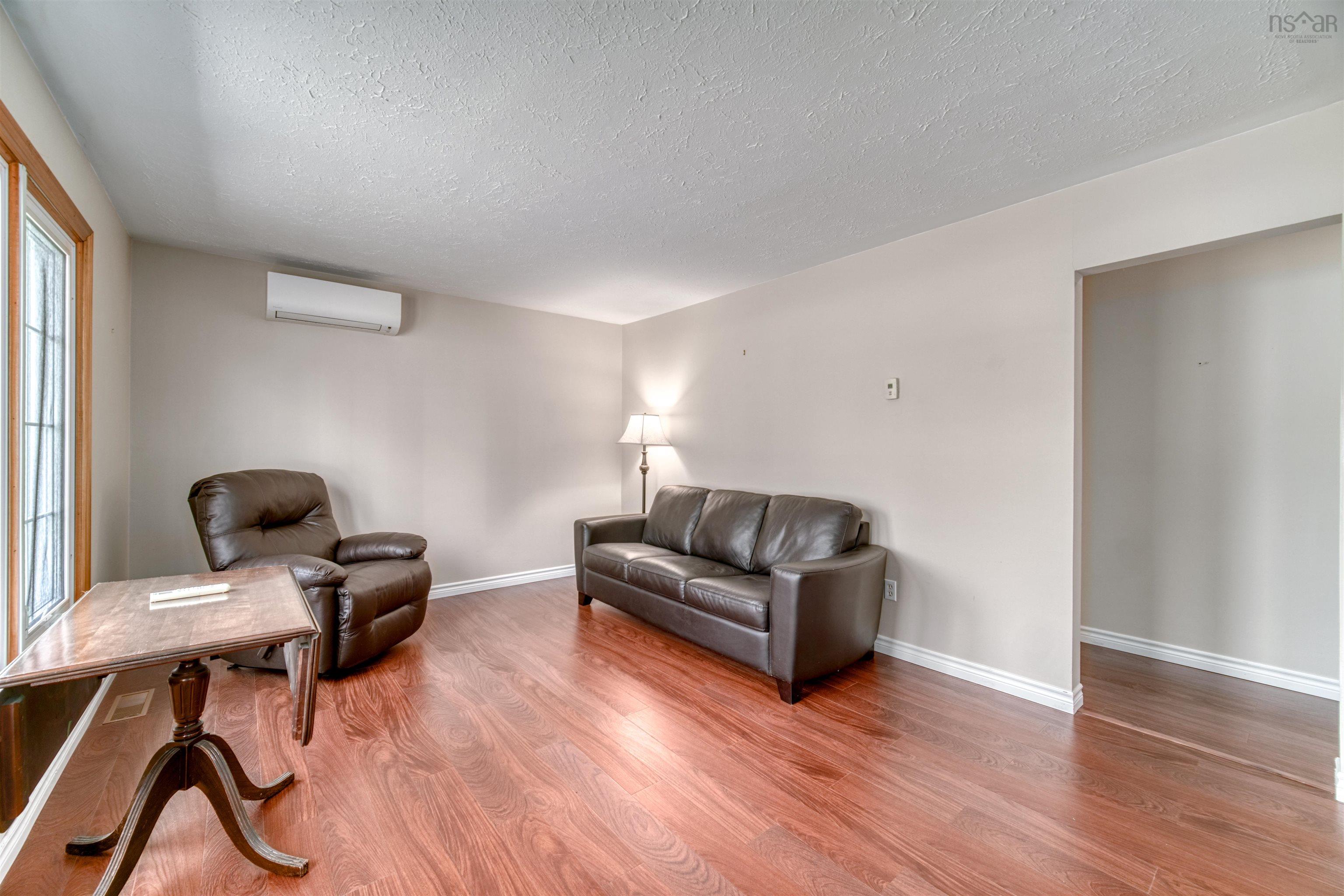 $439,000.00: 14 Inverary Drive, Dartmouth
