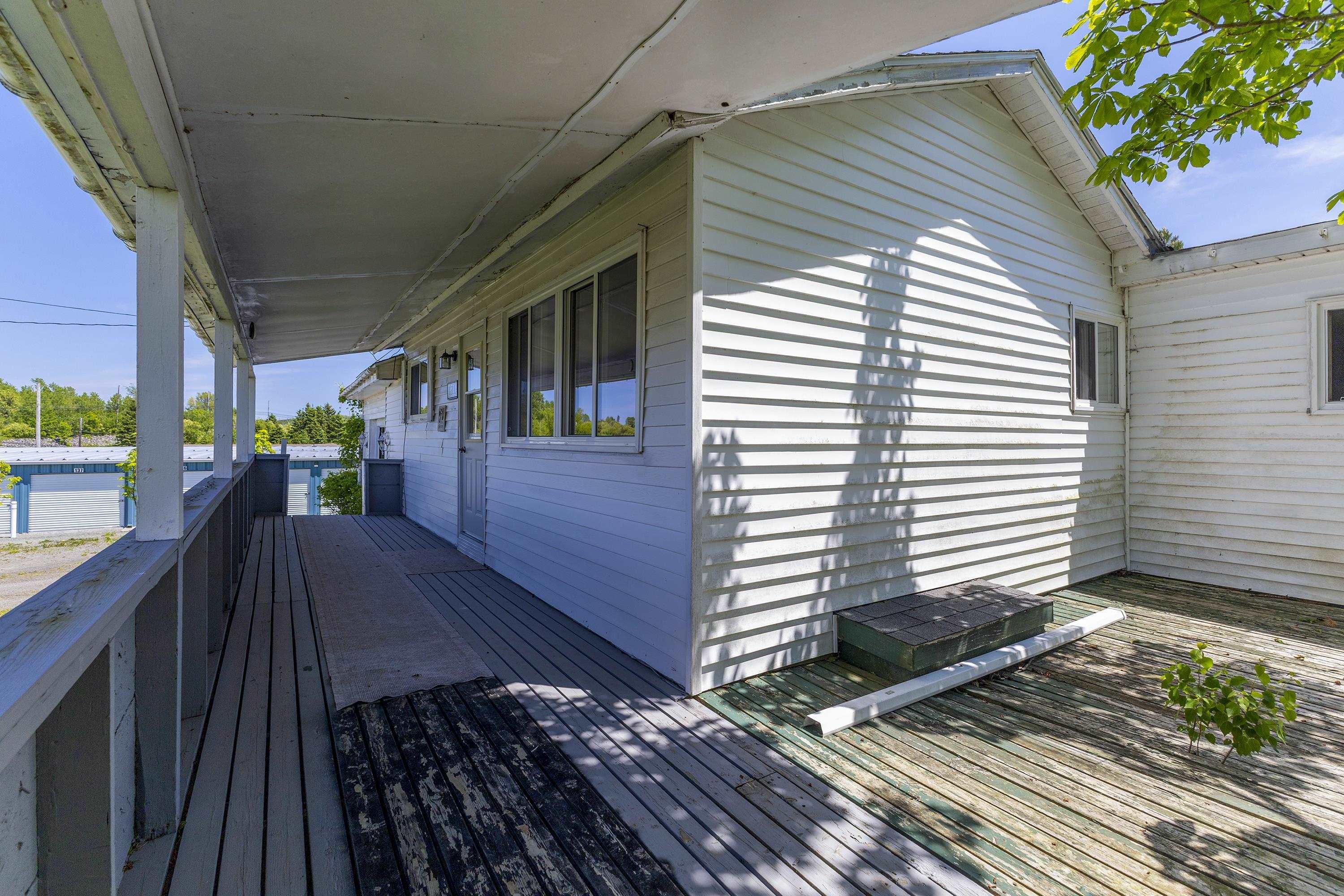 $185,000.00: 3940 South Side Road, South River