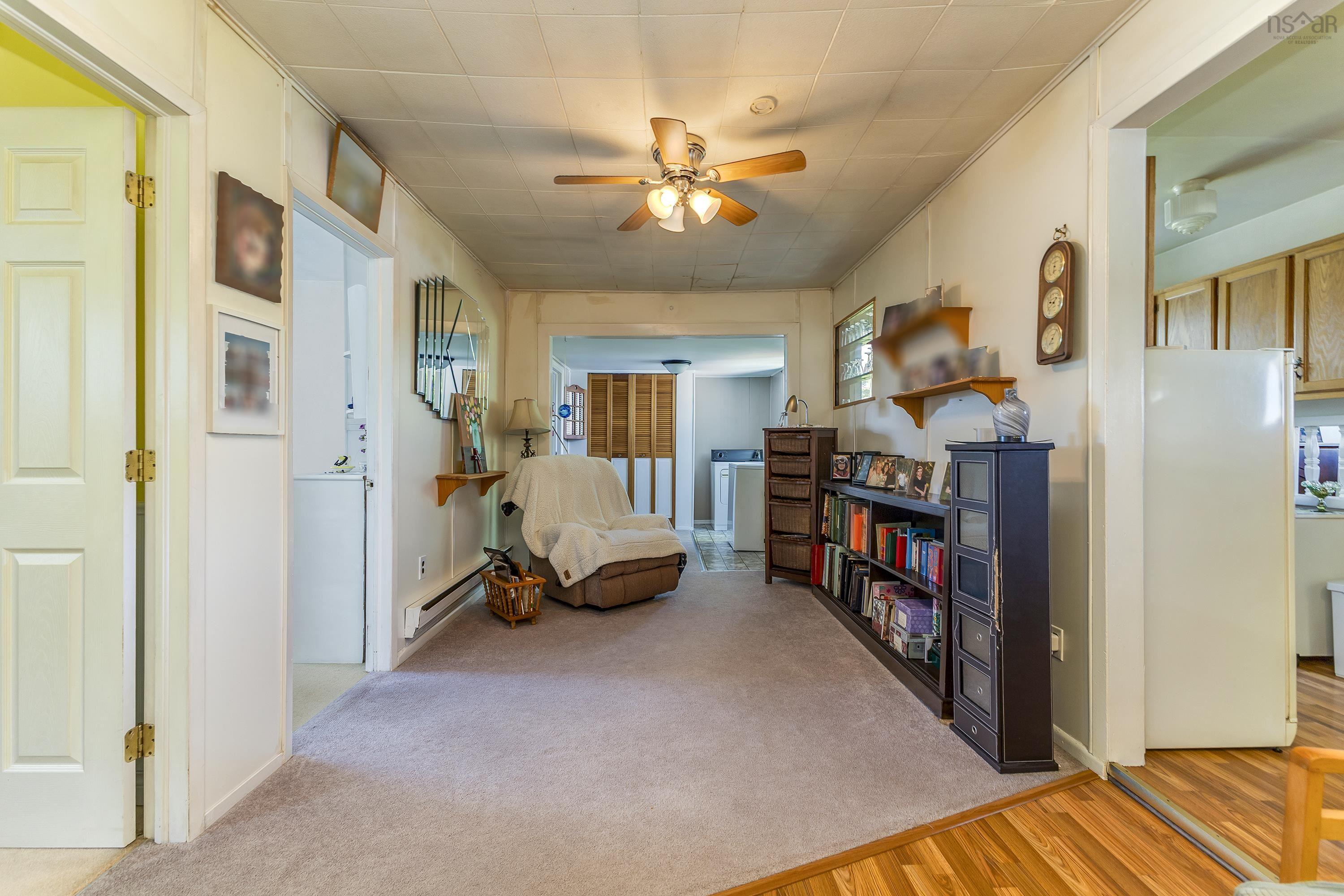 $185,000.00: 3940 South Side Road, South River