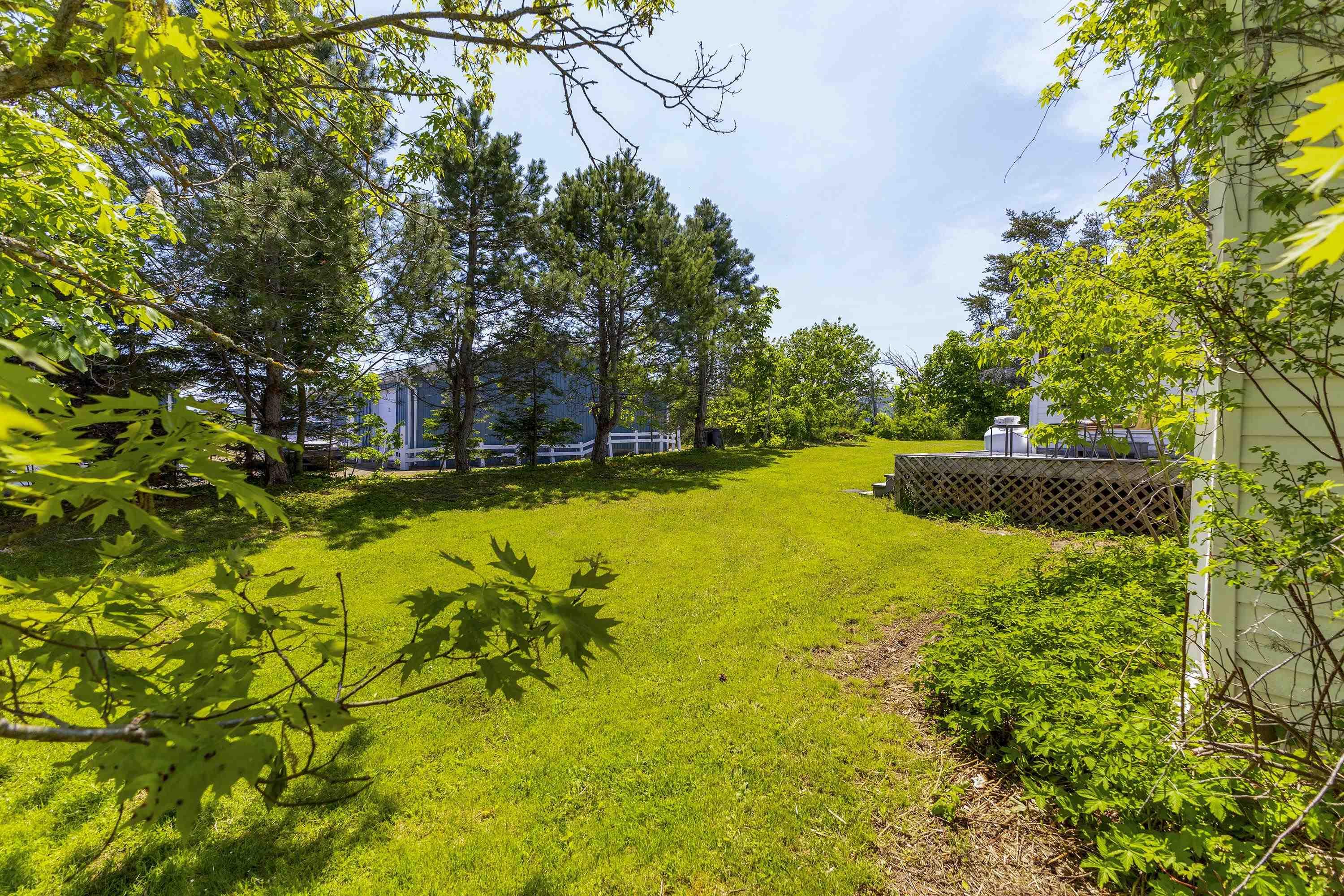 $185,000.00: 3940 South Side Road, South River