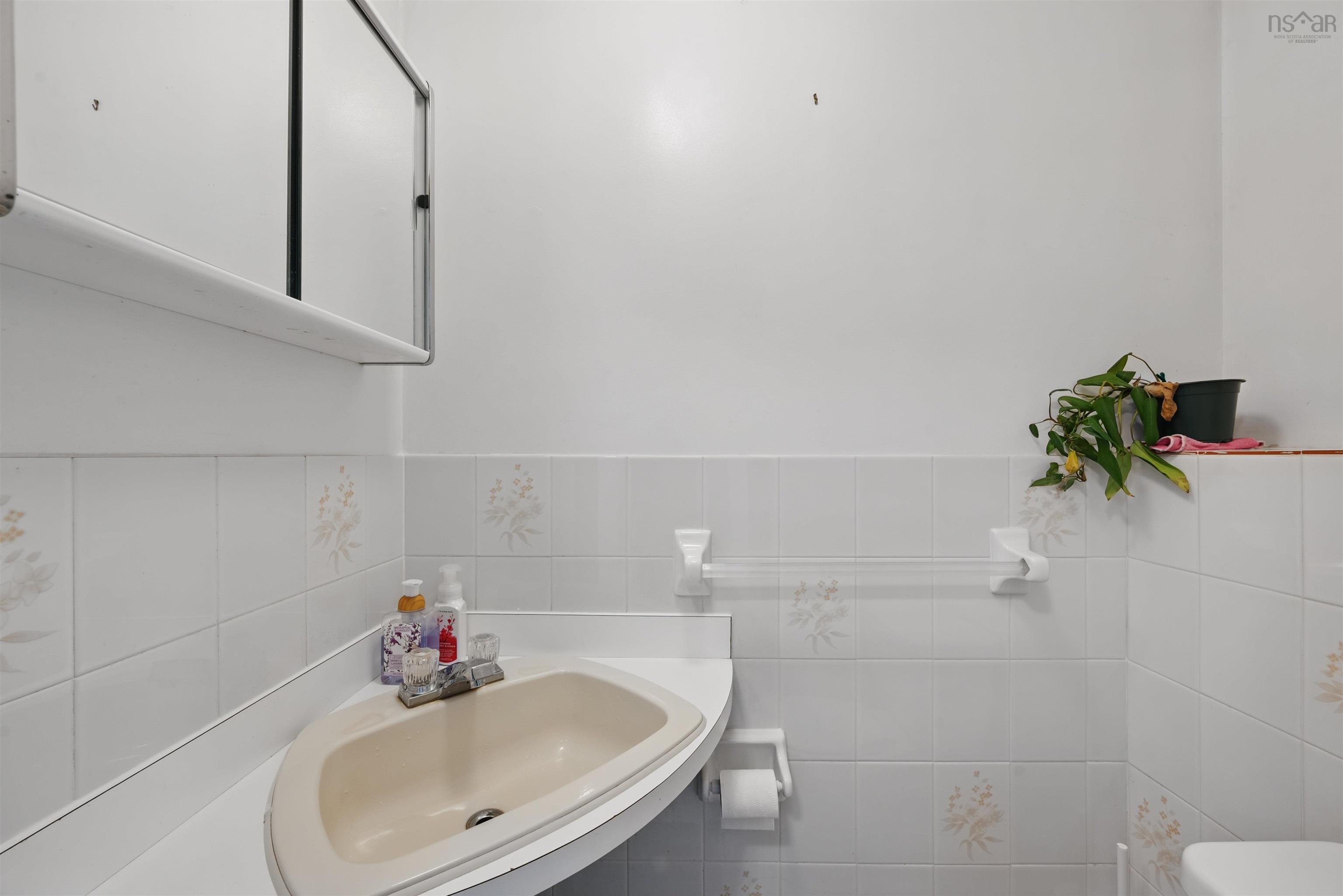 $555,555.00: 42 Old Mill Road, Hammonds Plains