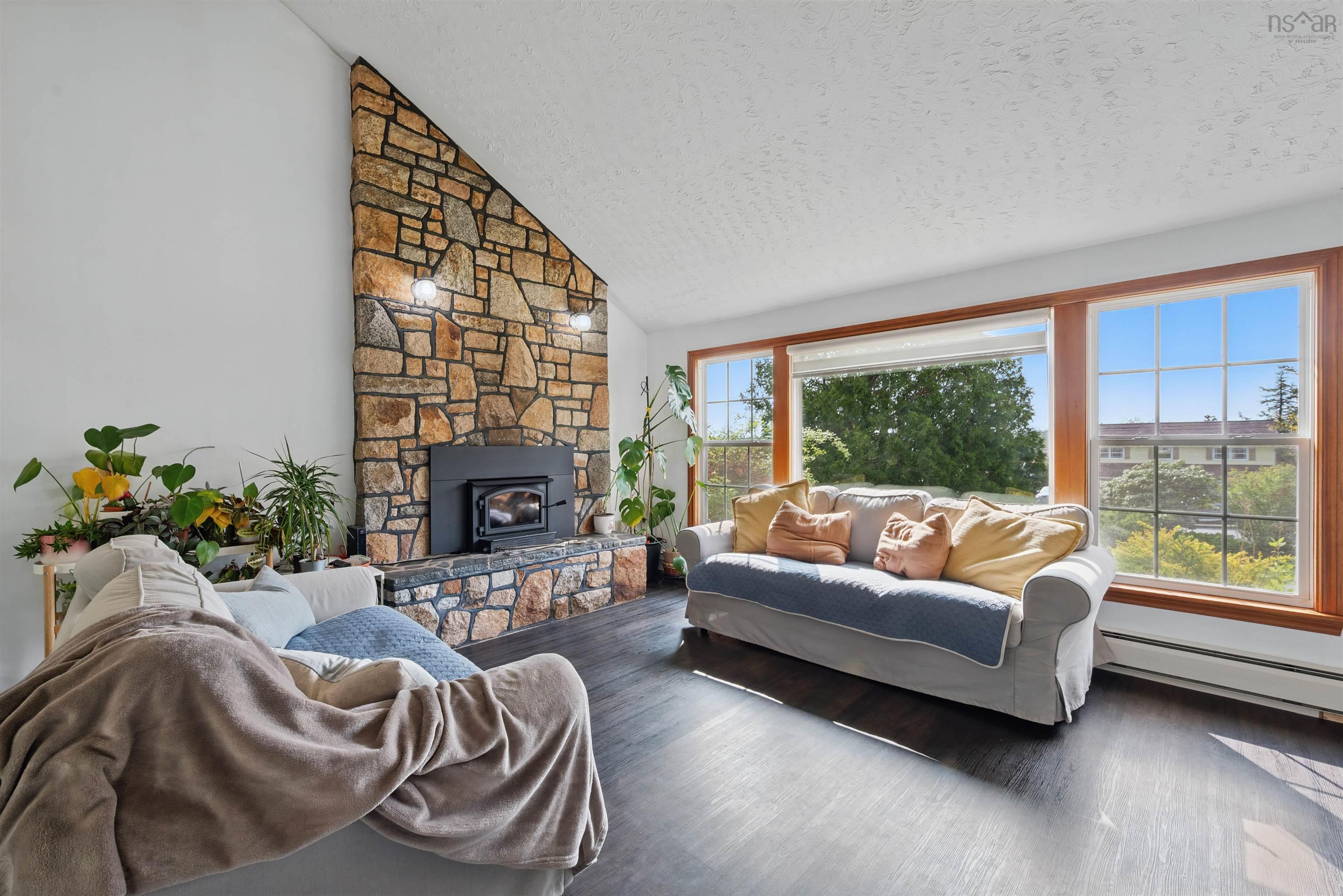 $555,555.00: 42 Old Mill Road, Hammonds Plains