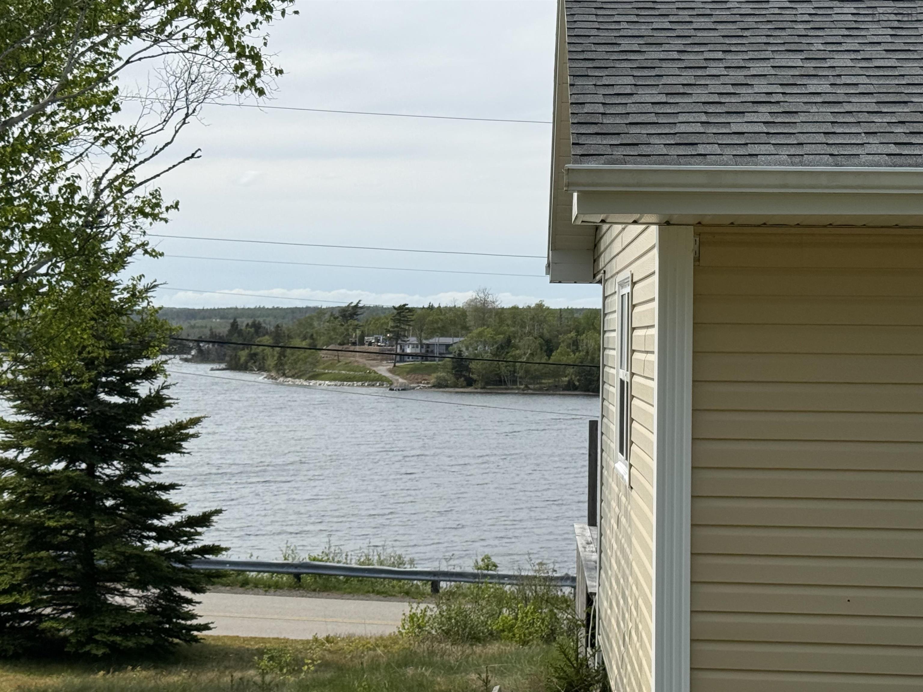 $189,000.00: 2010 Trout Brook Road, Albert Bridge