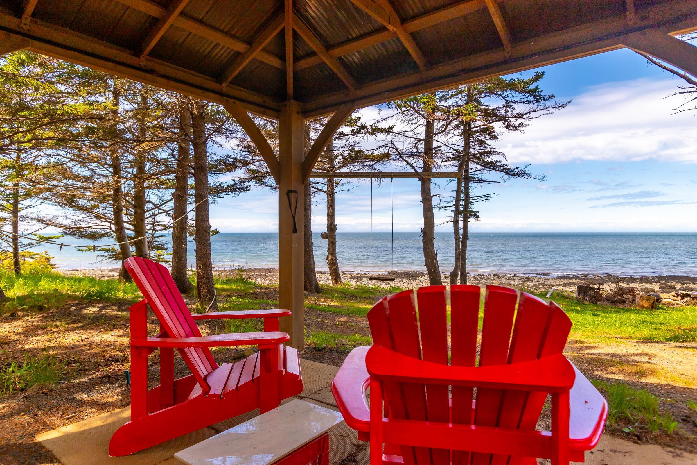 $724,900.00: 63 Old Litchfield Wharf Road, Litchfield