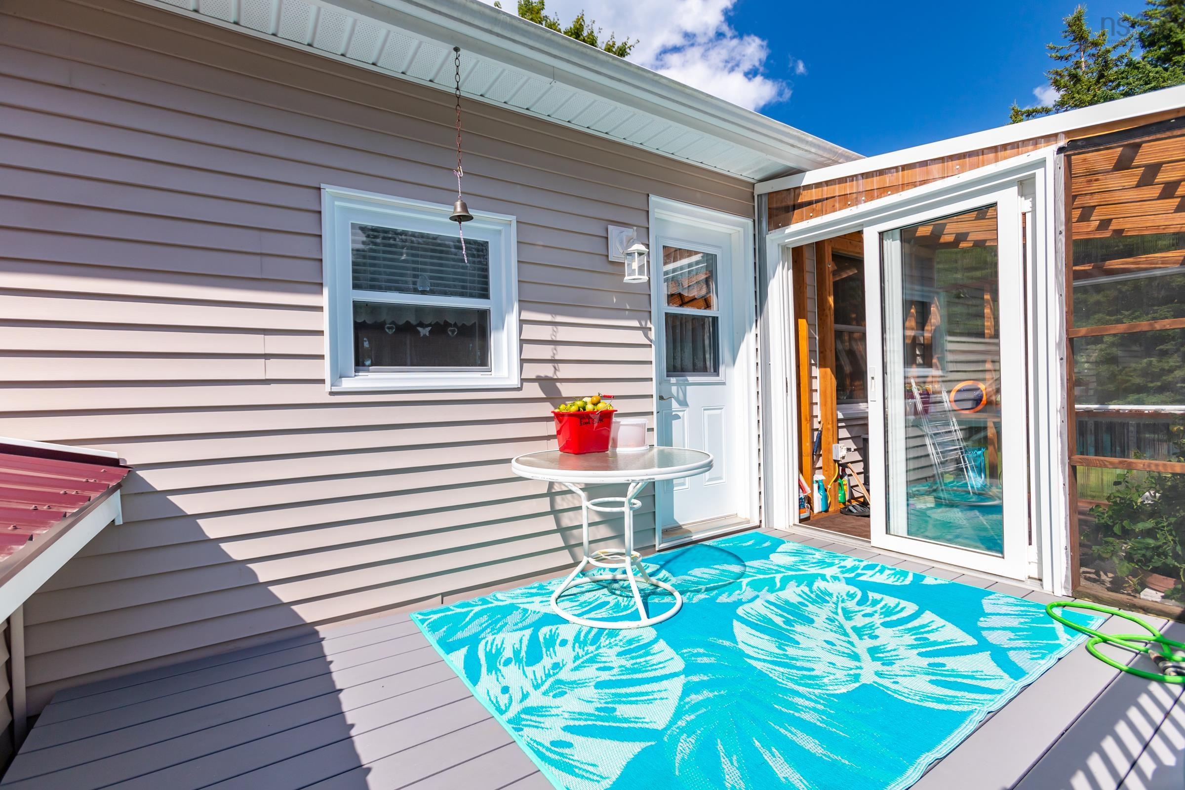 $724,900.00: 63 Old Litchfield Wharf Road, Litchfield
