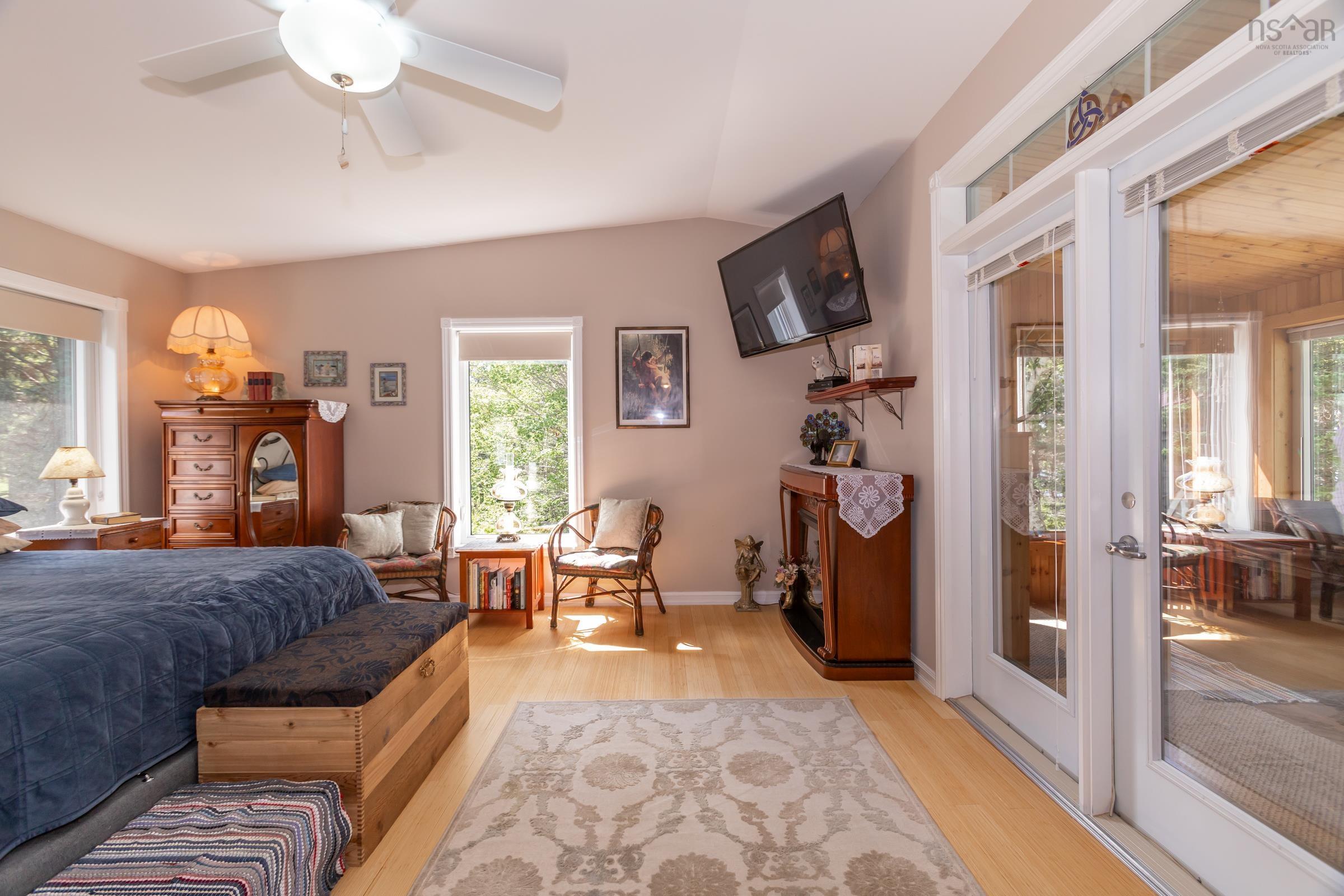 $724,900.00: 63 Old Litchfield Wharf Road, Litchfield