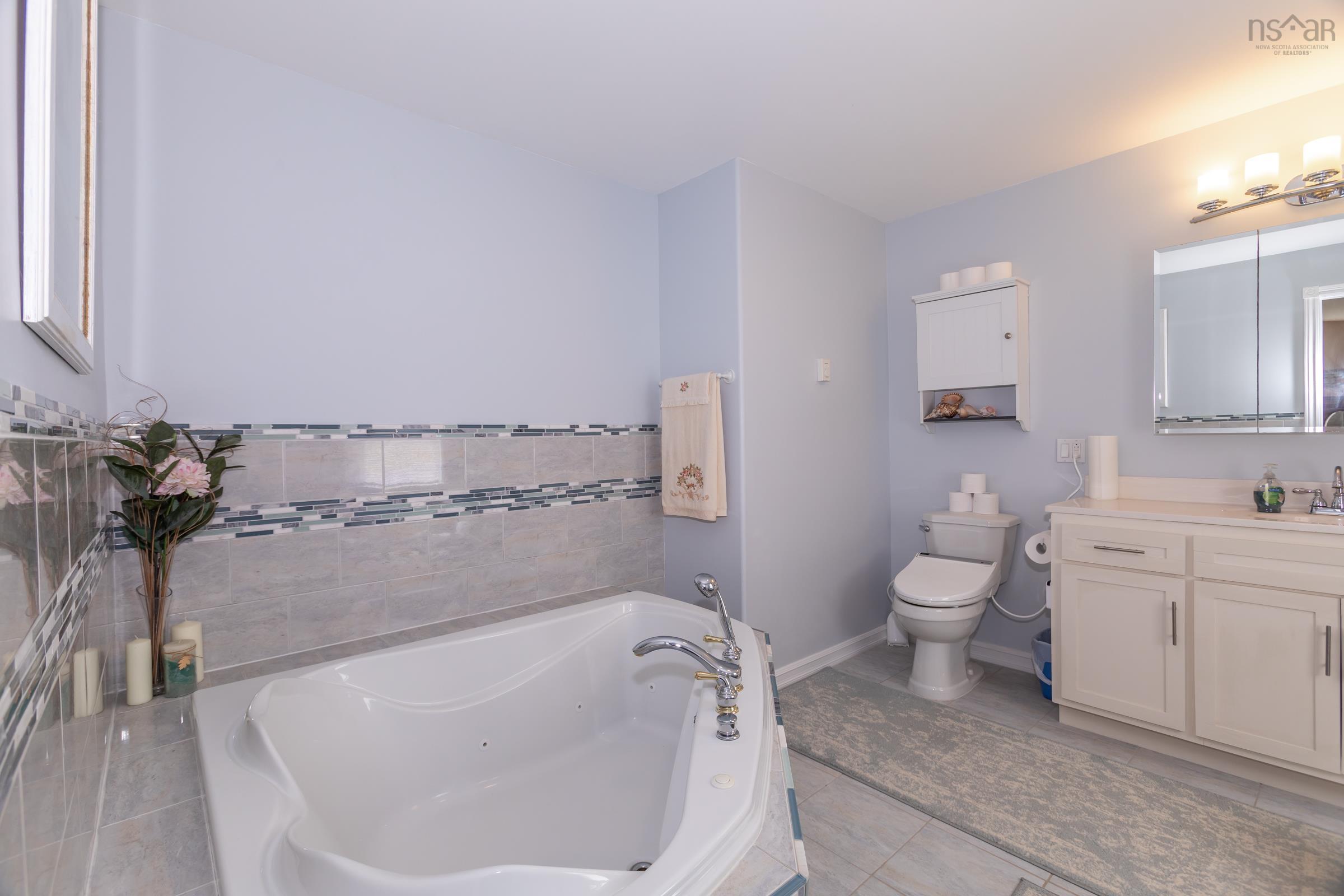 $724,900.00: 63 Old Litchfield Wharf Road, Litchfield
