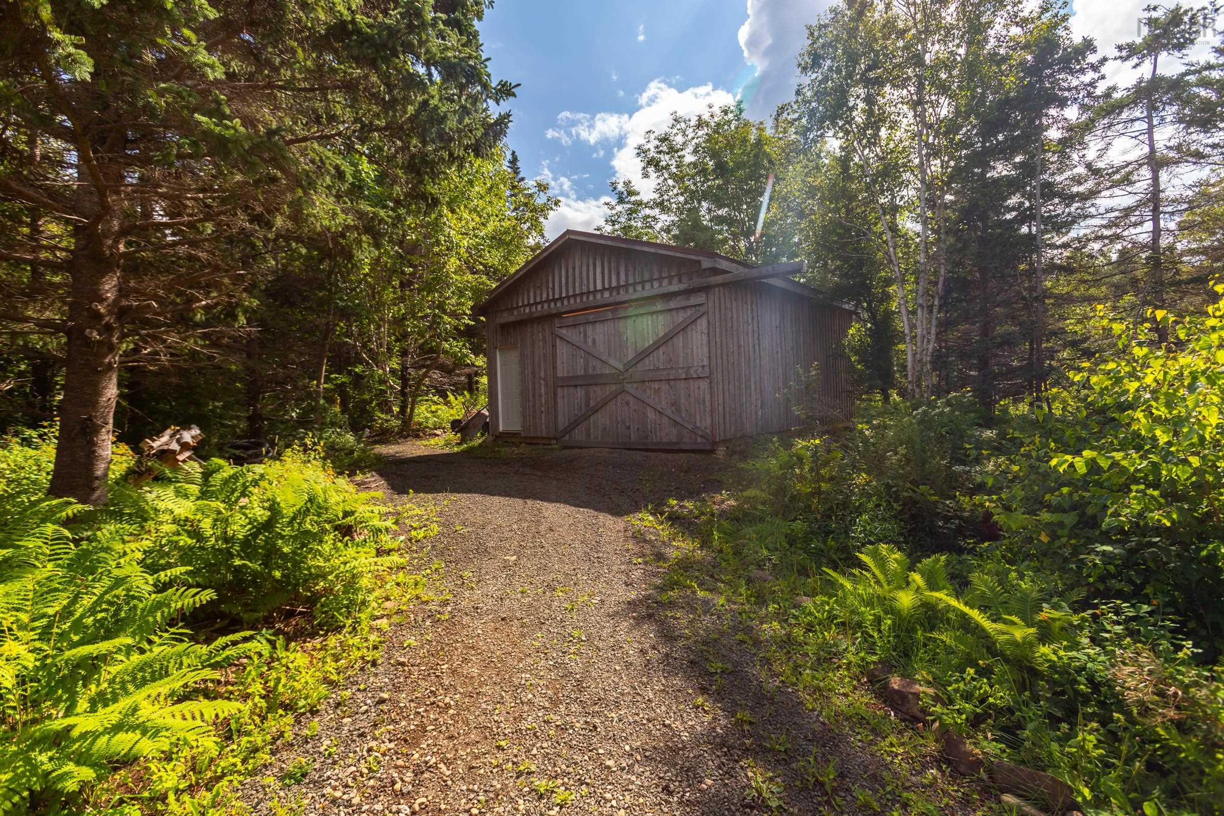 $724,900.00: 63 Old Litchfield Wharf Road, Litchfield