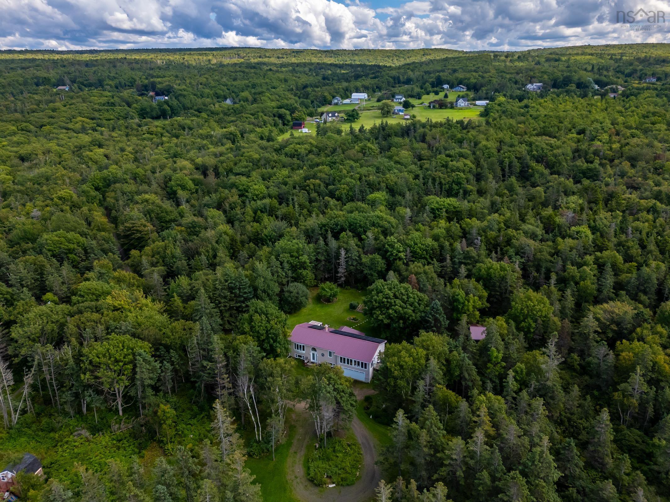 $724,900.00: 63 Old Litchfield Wharf Road, Litchfield