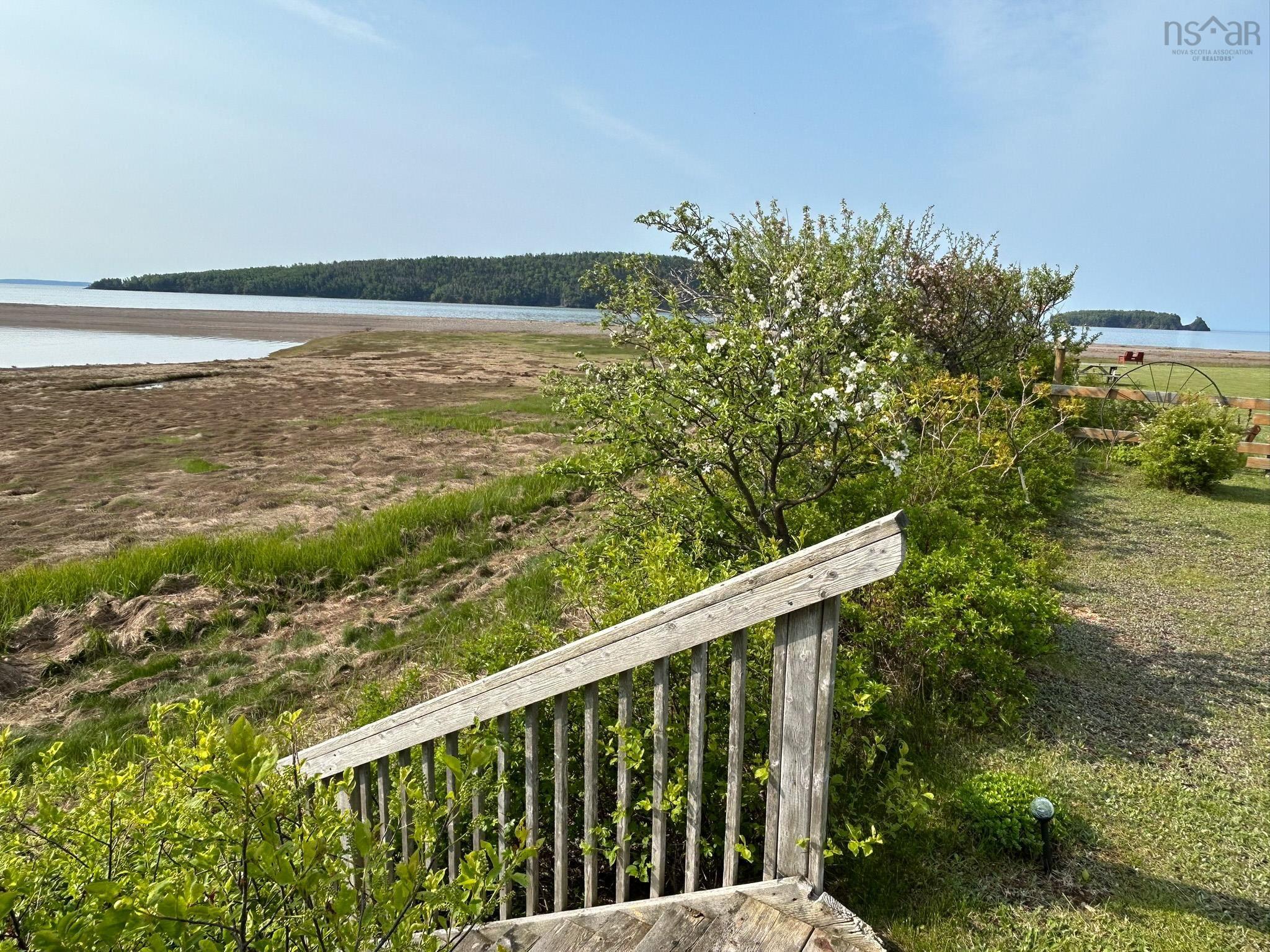 $669,000.00: 44 NORTH RIVER Lane, Lower Five Islands