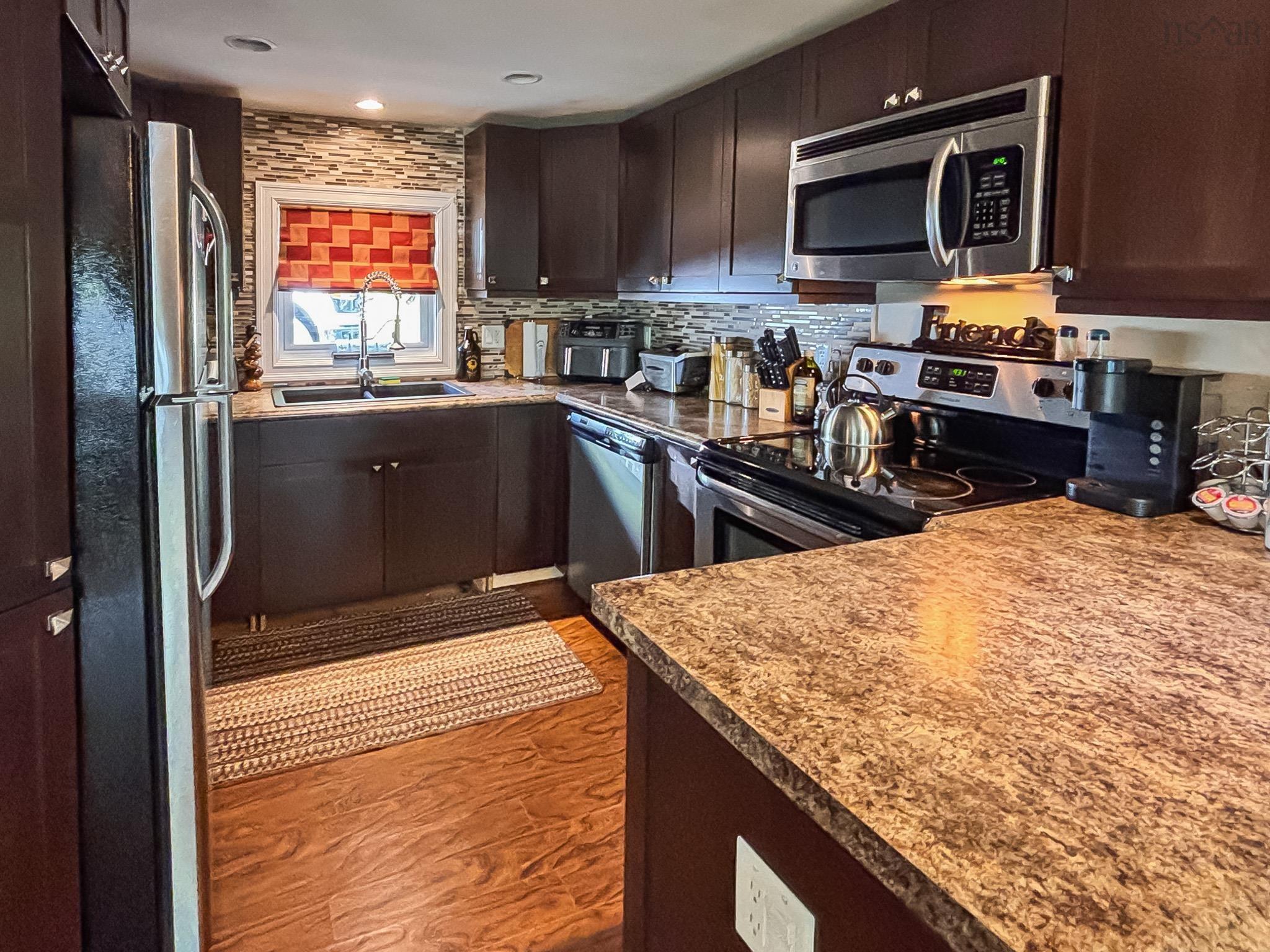 $599,900.00: 14 Mush A Mush Road, Lower Northfield