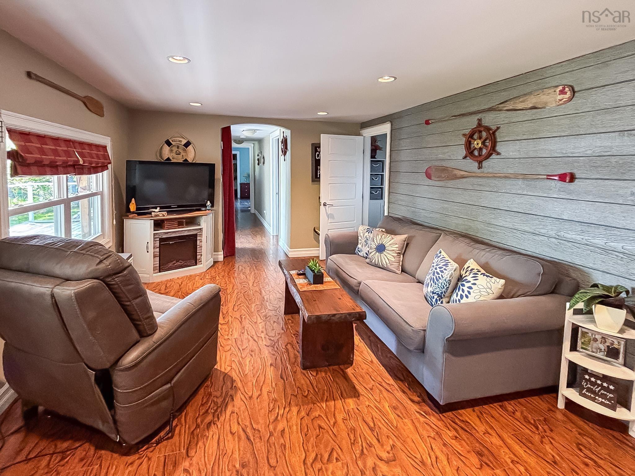 $599,900.00: 14 Mush A Mush Road, Lower Northfield