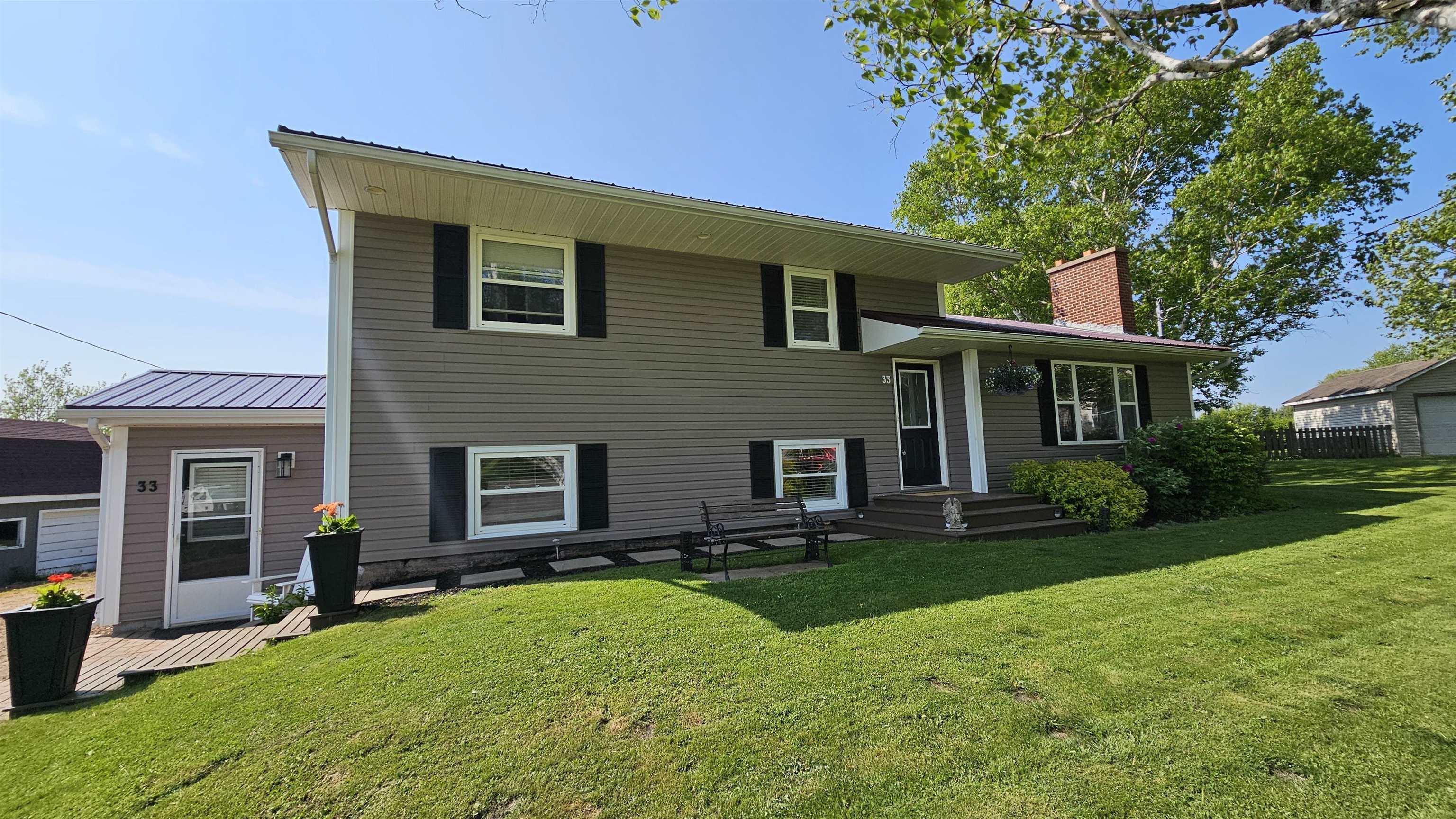 $555,000.00: 33 Downsview Drive, Truro