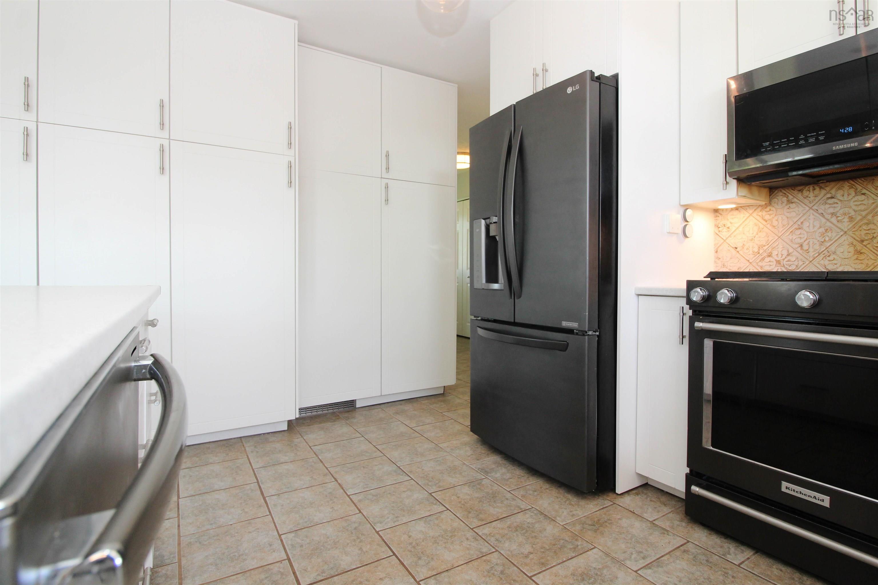 $555,000.00: 33 Downsview Drive, Truro