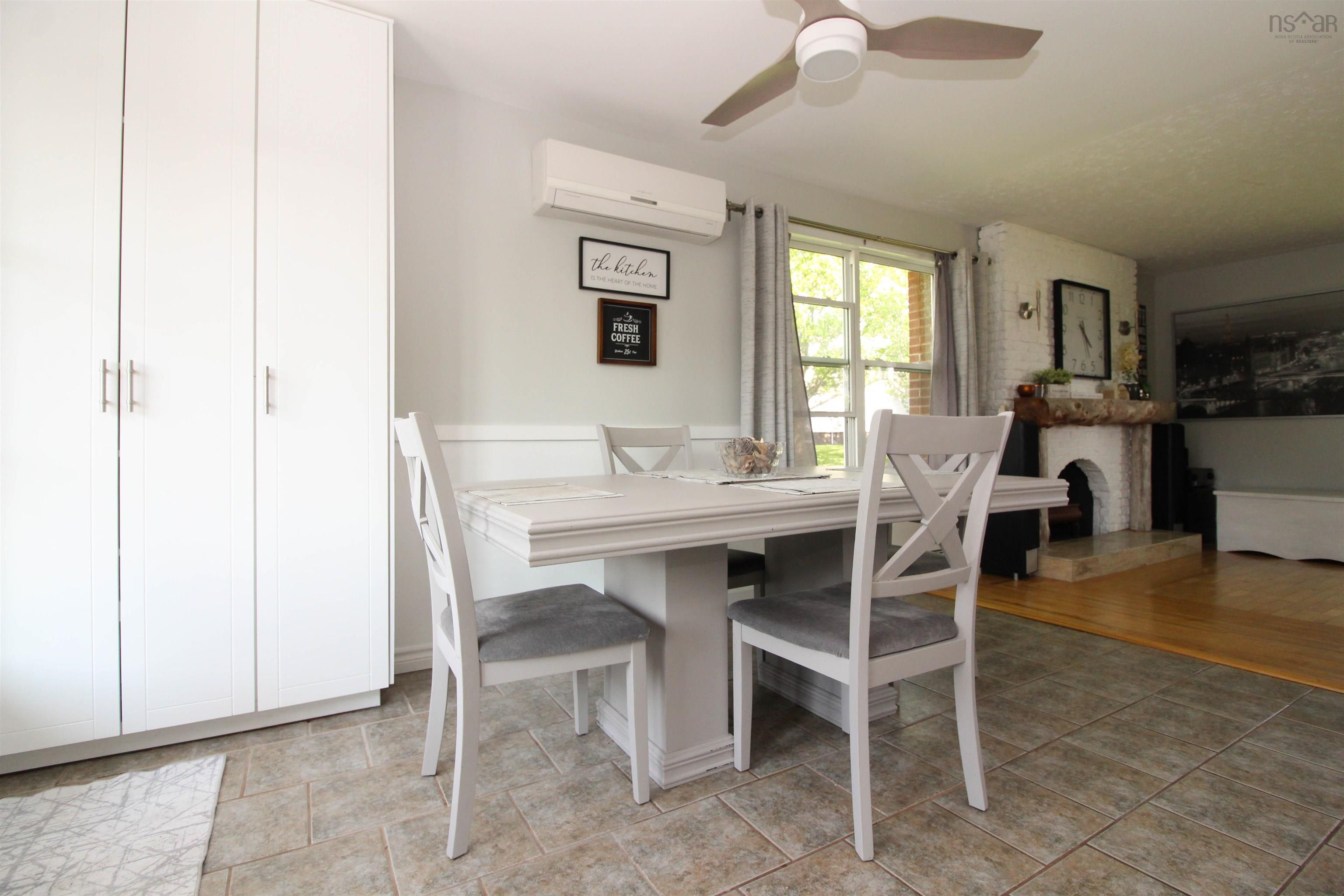 $555,000.00: 33 Downsview Drive, Truro