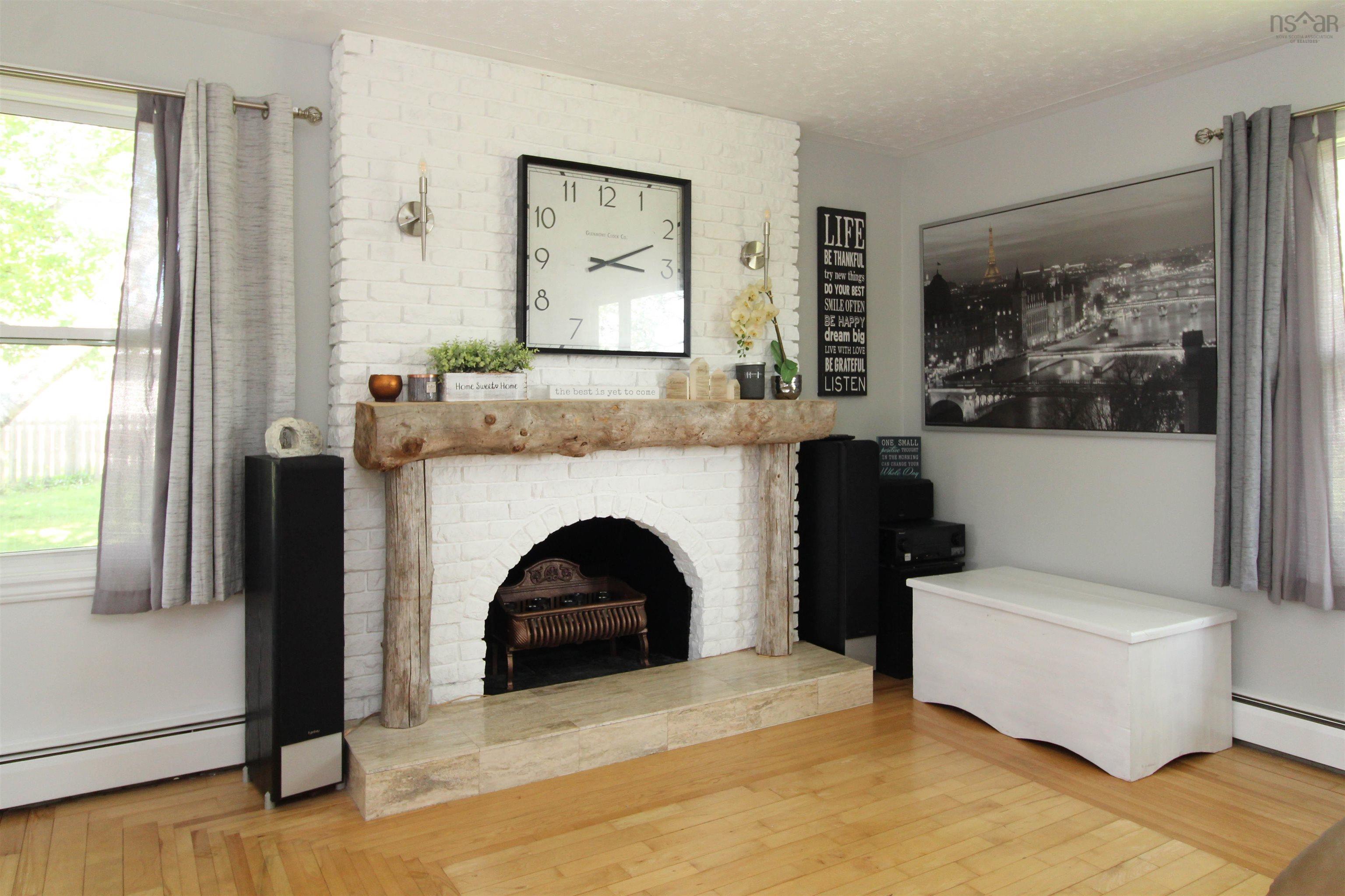 $555,000.00: 33 Downsview Drive, Truro