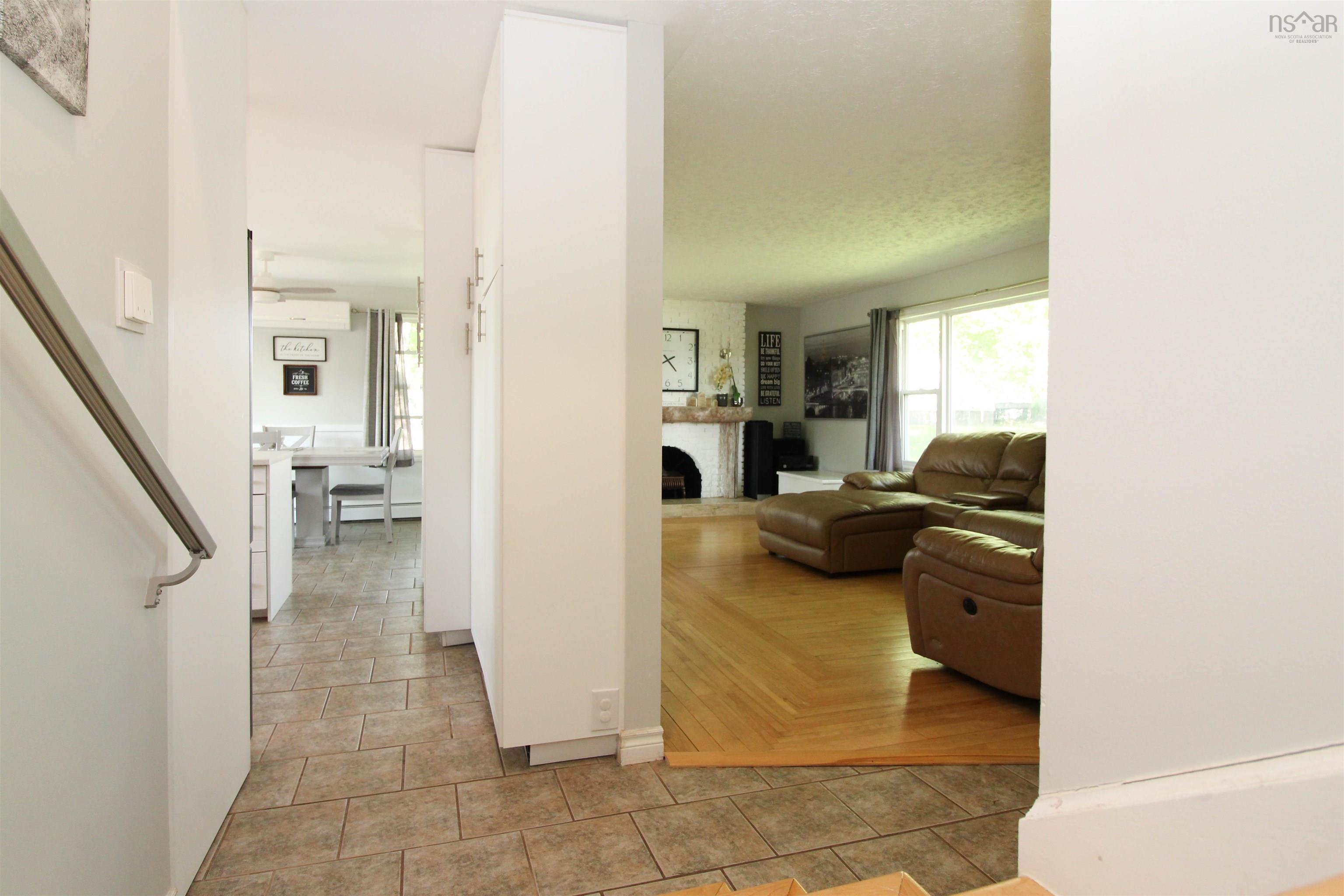 $555,000.00: 33 Downsview Drive, Truro